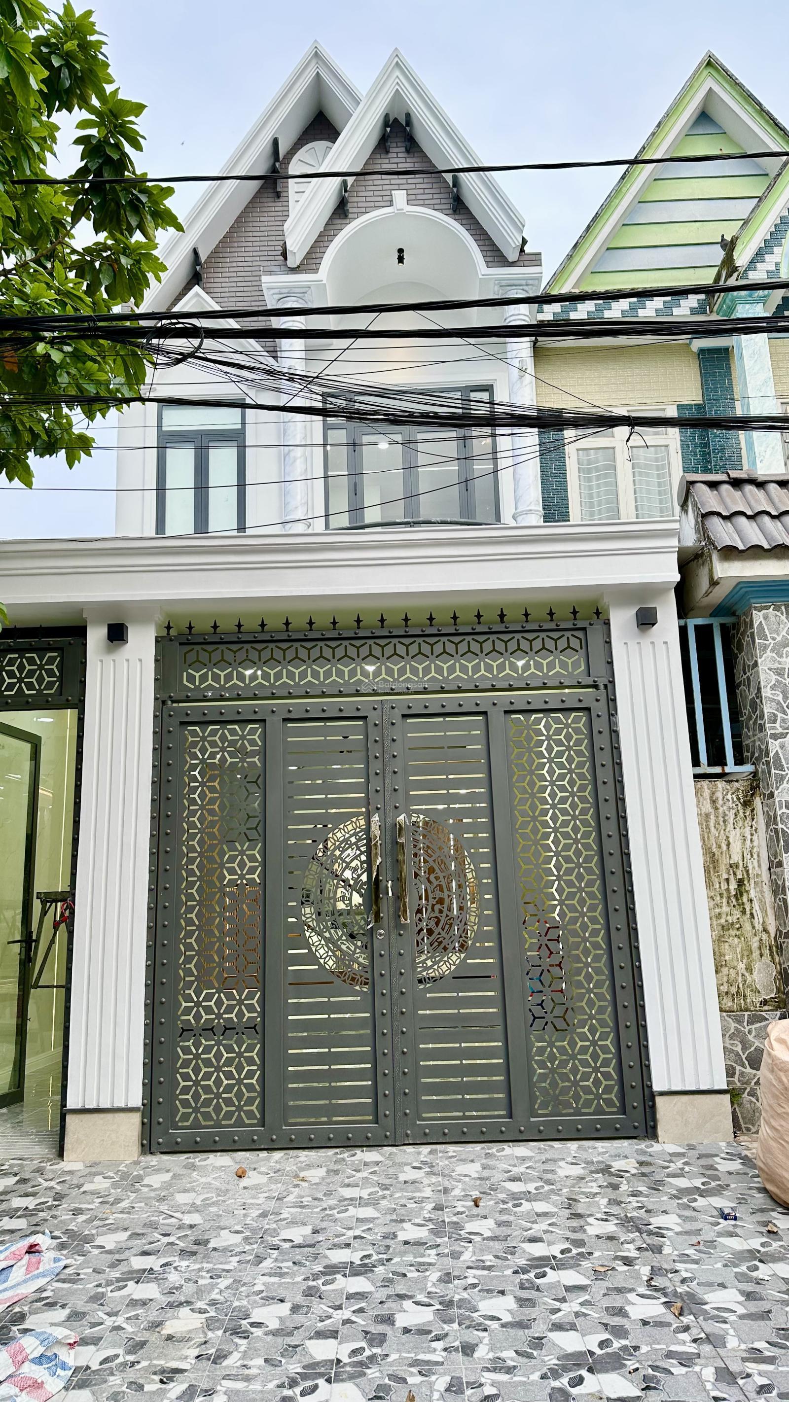 Bán nhà 2 tầng 4 phòng ngủ Dt 110m2 sổ hồng riêng KDC ĐẠI HẢI