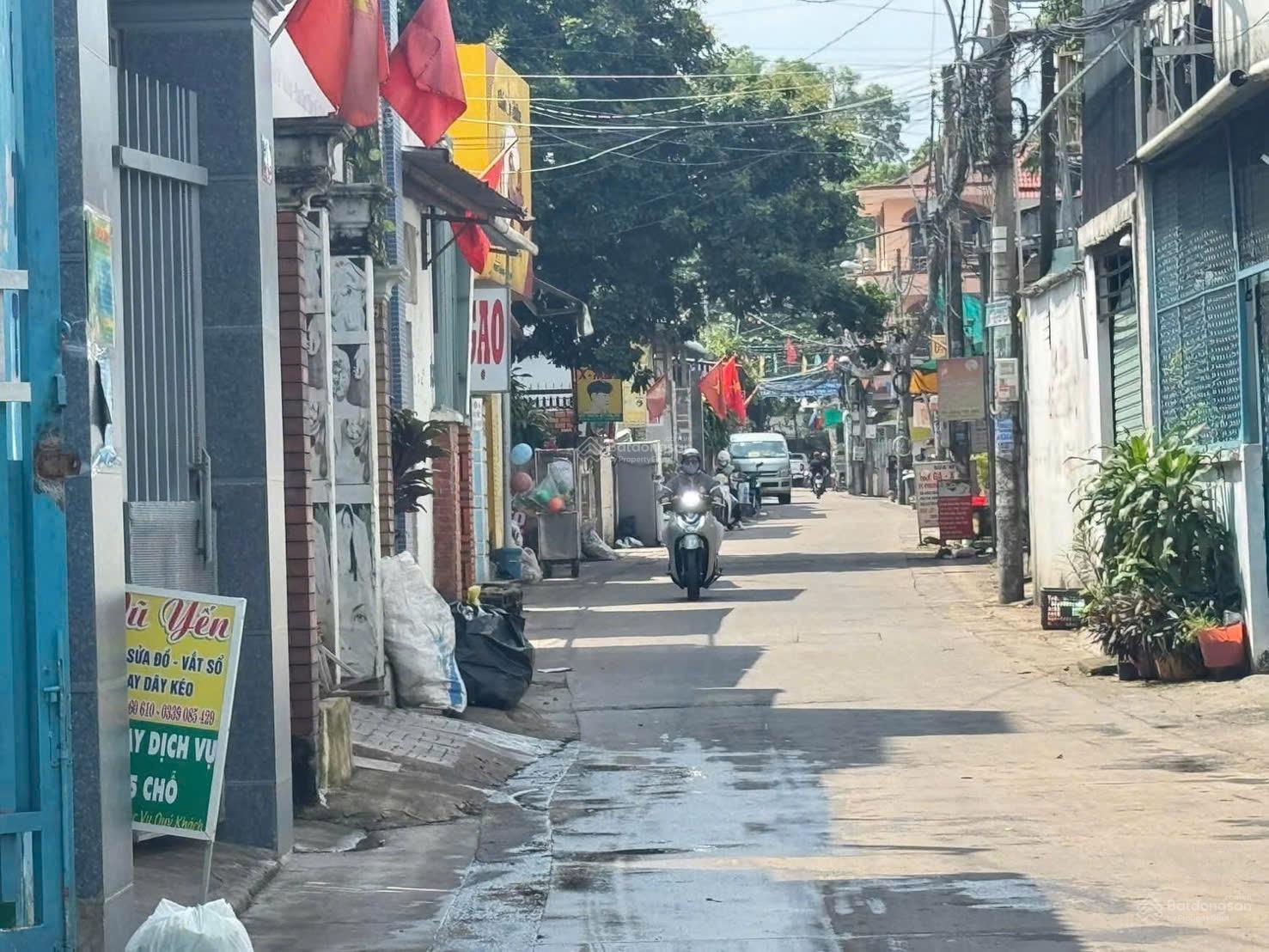 Bán nhà lô góc hai mặt tiền kinh doanh chợ phường An Bình 5,2x17 - 3tỷ690