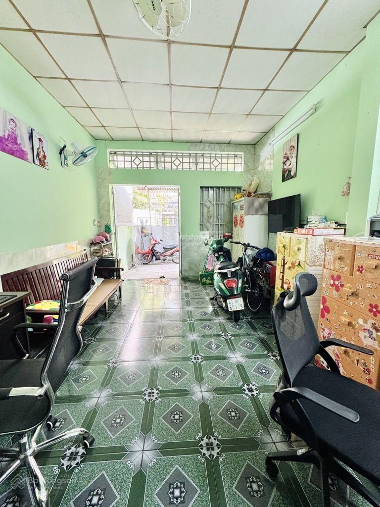 NTL/nhỉnh 5tỷxx - diện tích 54m2 nở hậu miên man cách 1 căn là hẻm xe hơi - LH 0708 649 *** Ms Vân