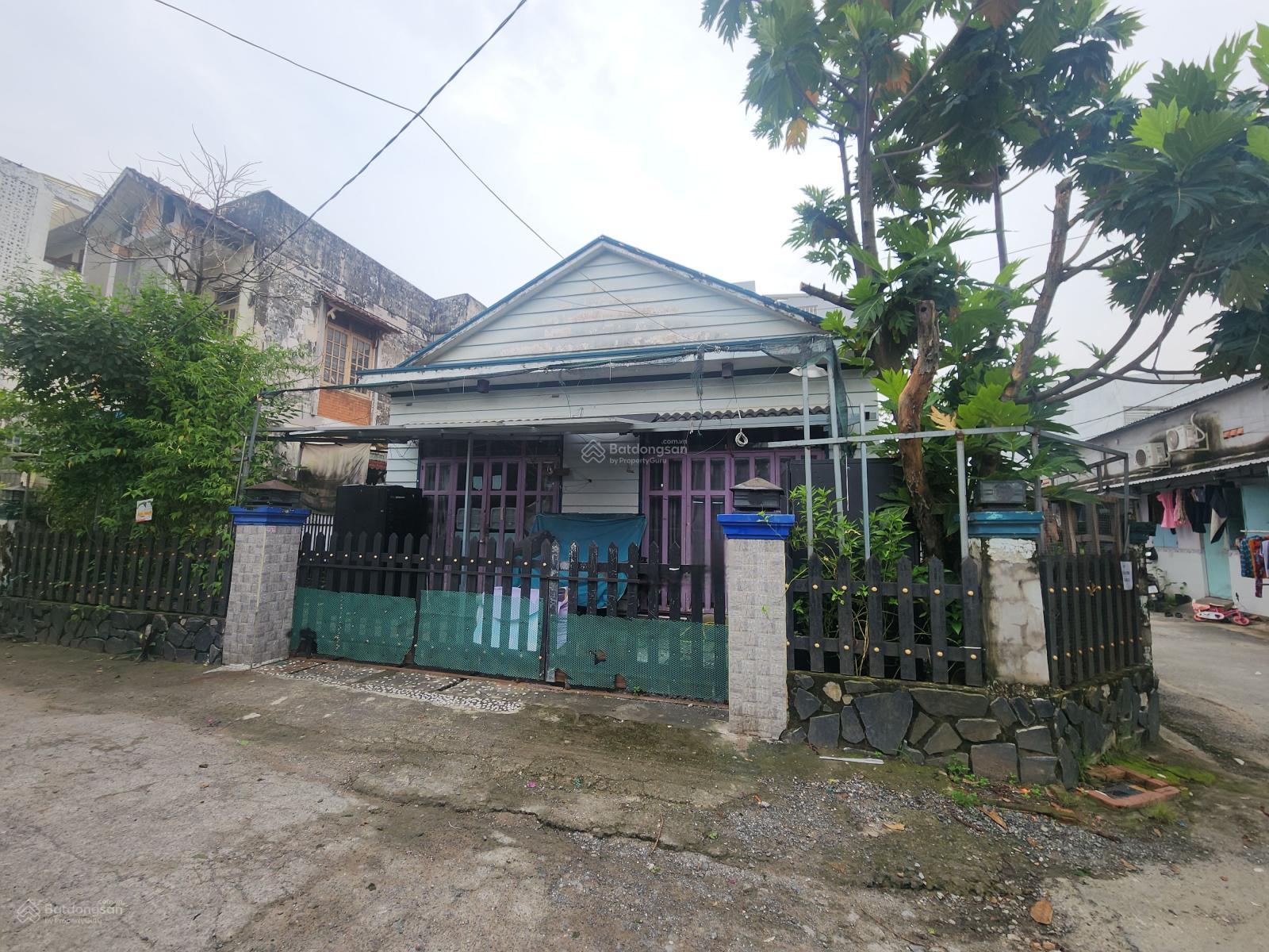 Góc 2 MT - 208m2 (12.6m x 16m) chỉ 9.99 tỷ còn TL. Lã Xuân Oai, hàng xóm Đông Tăng Long. Nhà C4