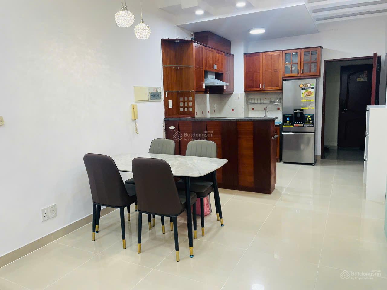 Bán căn hộ tầng cao, chung cư Sky Garden 2, 71m2, 02PN, giá 4.9 tỷ, nhà đang có hợp đồng thuê Bán căn hộ tầng cao, chung cư Sky Garden 2, 71m2, 02PN, giá 4.9 tỷ, nhà đang có hợp đồng thuê