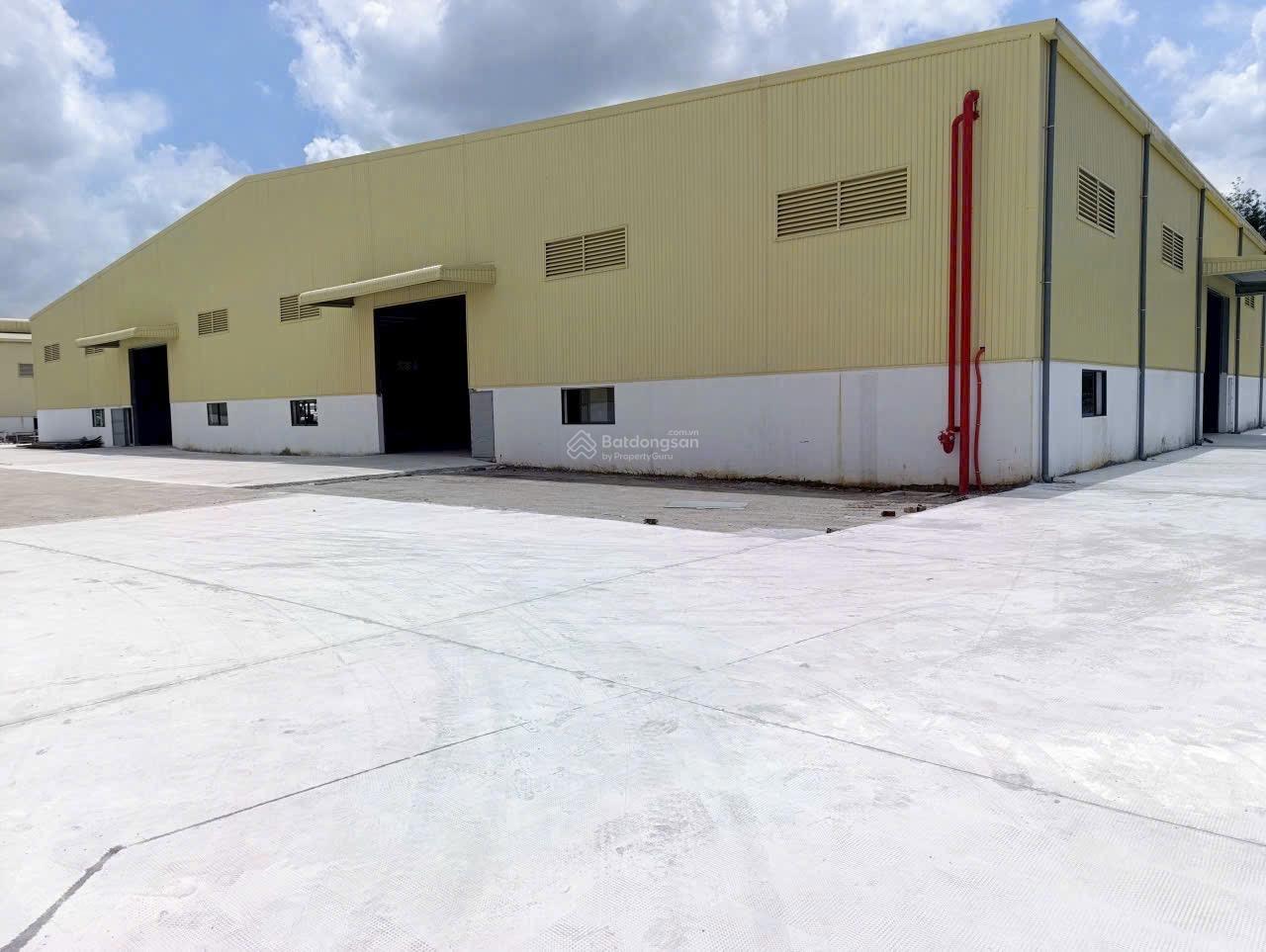 Cho thuê xưởng 5000m2 287 triệu/tháng Bàu Bàng 0907 838 ***
