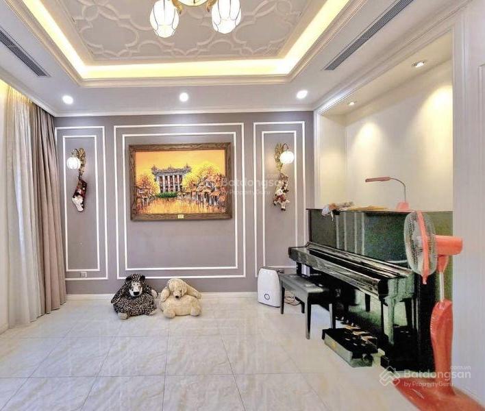 Bán nhà riêng phố Phương Mai. ô tô tránh, gần phố, gần hồ, kinh doanh, văn phòng đỉnh. 50m*5T