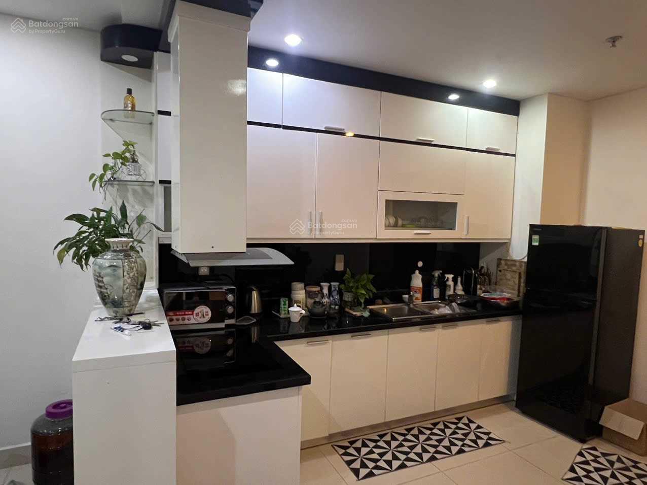 Bán căn hộ 2 ngủ 69m2 SHP Lạch Tray rẻ nhất toà nhà 2,45 tỷ