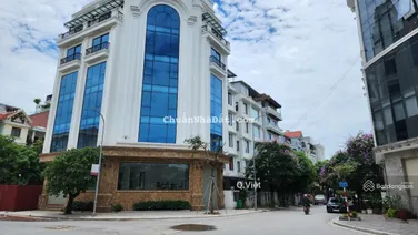 Căn góc biệt thự phố Nguyễn Xiển 170m2, 5 tầng trục chính dự án căn đẹp giá tốt nhất