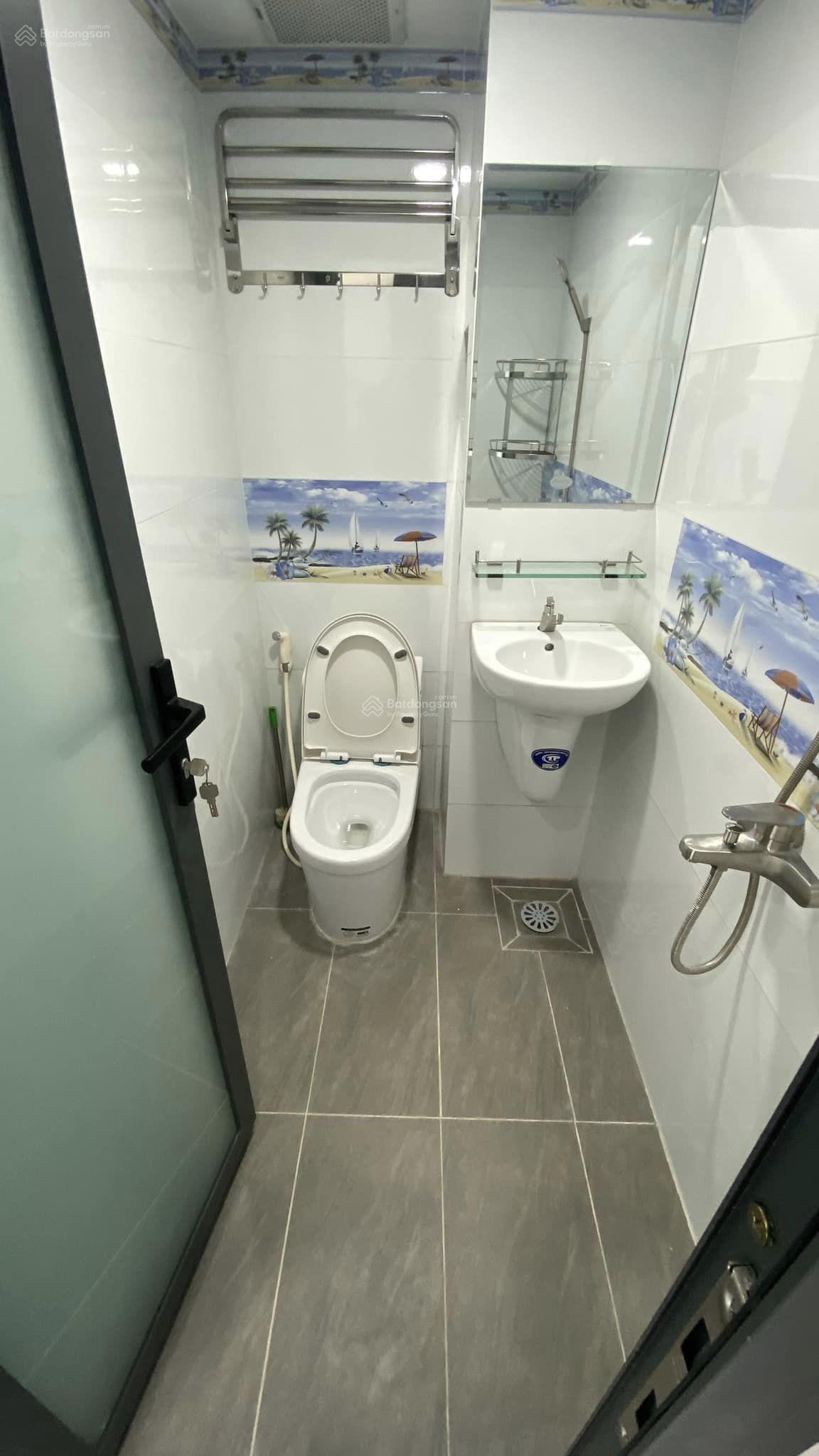 Cho thuê phòng gần Citisoho, UMT Cát Lái 3tr3 có máy lạnh ở được ngay Cho thuê phòng gần Citisoho, UMT Cát Lái 3tr3 có máy lạnh ở được ngay