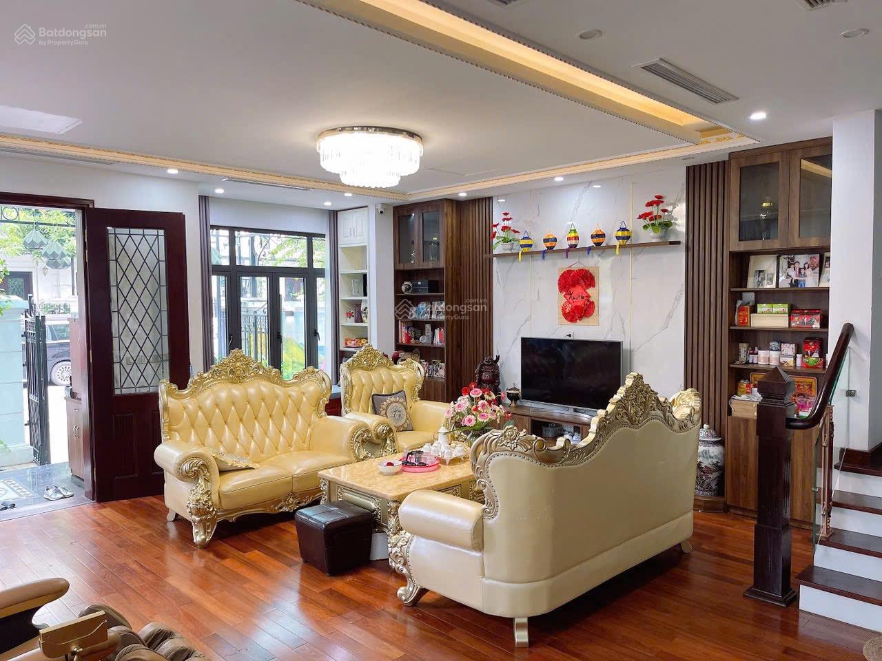 Chính chủ bán biệt thự Elegant Park Villa Thạch Bàn, diện tích 136m2, giá chỉ: 44 tỷ