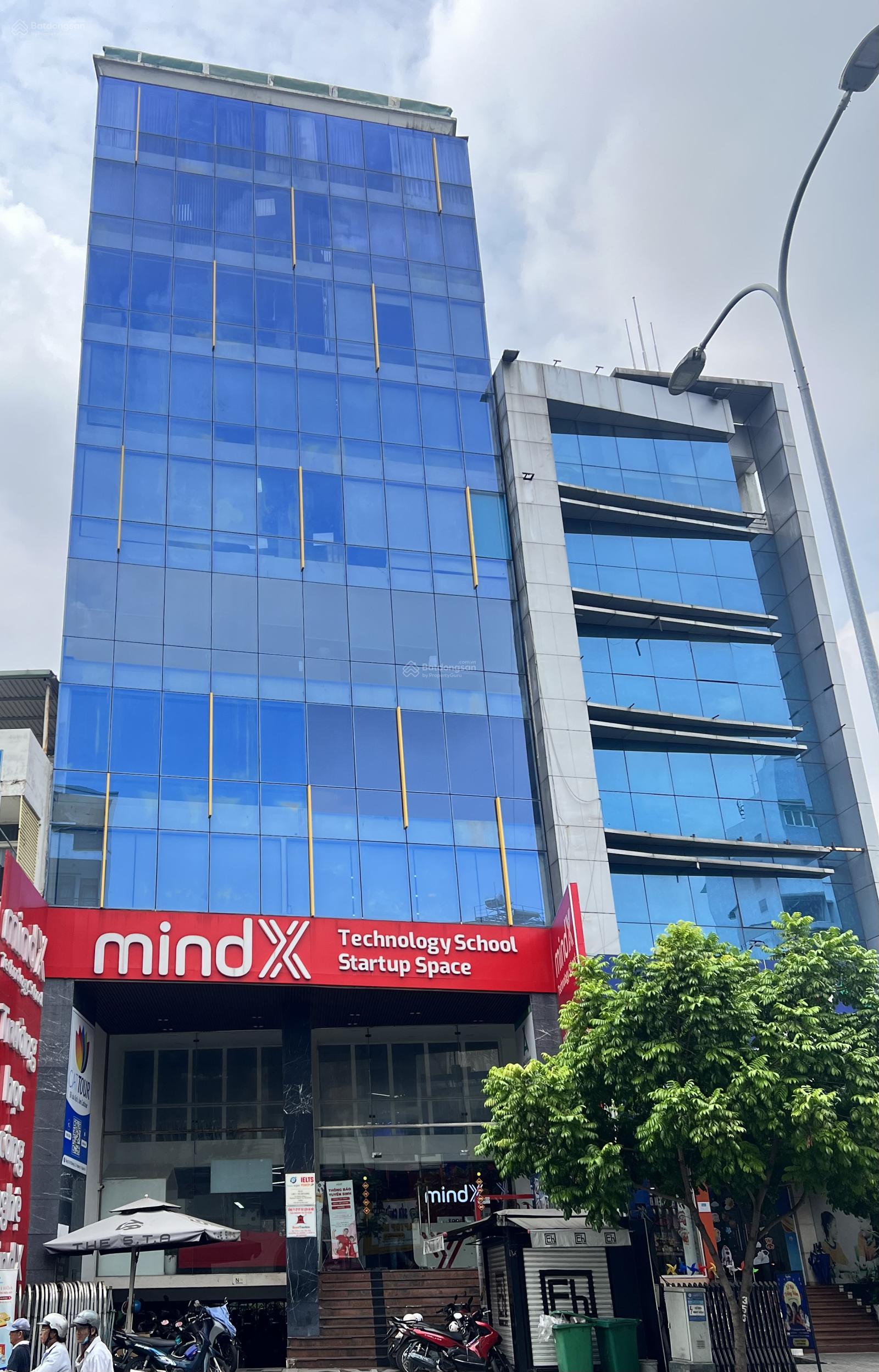 Ngộp Bank - Bán toà Building MT ngay CX Đô Thành Quận 3 - DT 11x20m, XD hầm 7 tầng - giá 42 tỷ