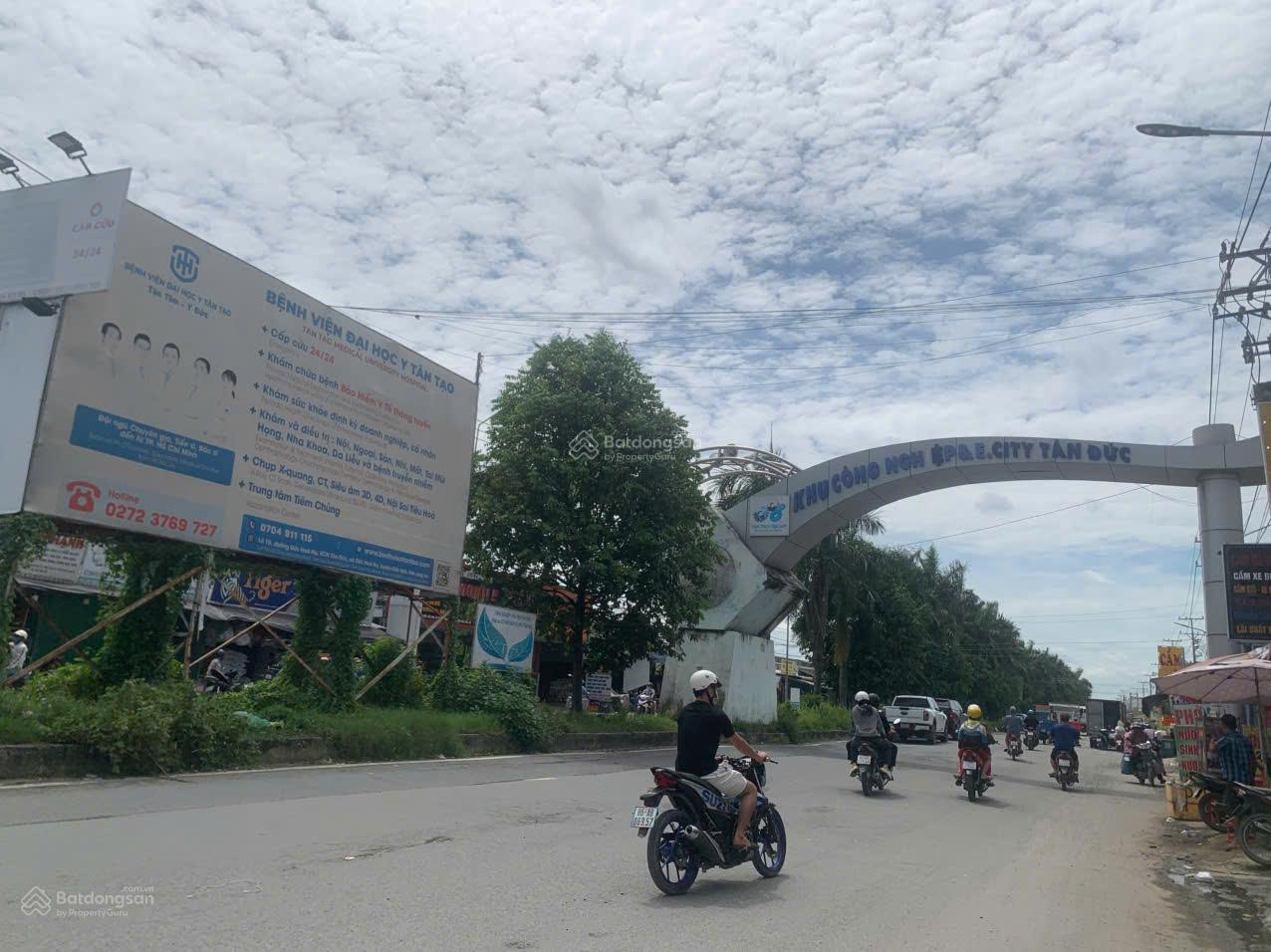 CẦN BÁN LÔ ĐẤT NGANG 10 DÀI 27 TRONG KHU CN HẢI SƠN