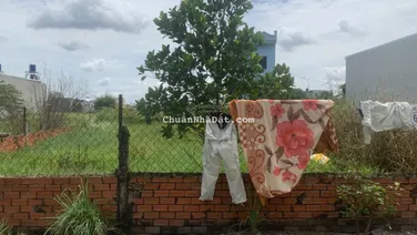 CẦN BÁN LÔ ĐẤT NGANG 10 DÀI 27 TRONG KHU CN HẢI SƠN