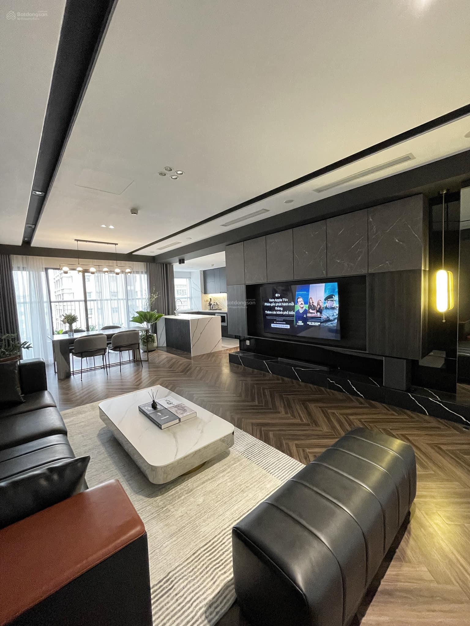 Chính chủ bán căn hộ giá tốt tại chung cư X2 Đại Kim 122m2 4PN - 2VS, full nội thất