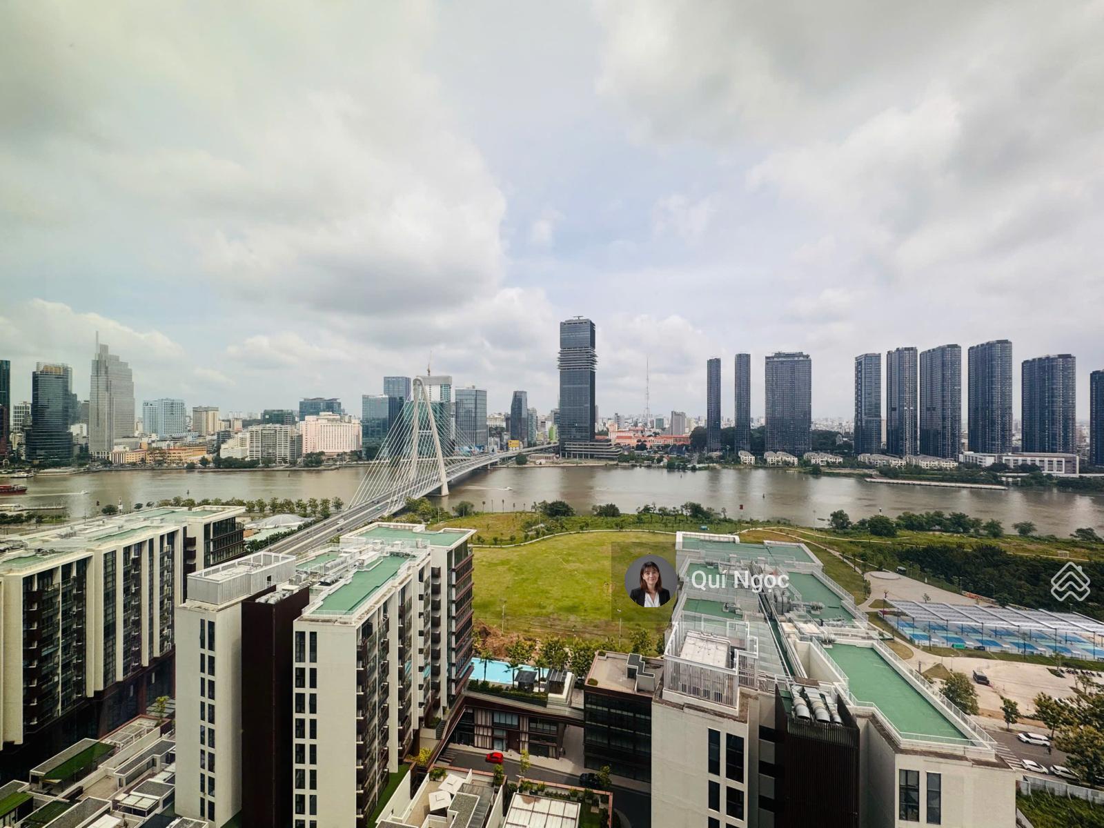 Bán 3PN Crest 152m2, tầng cao, view sông không chắn