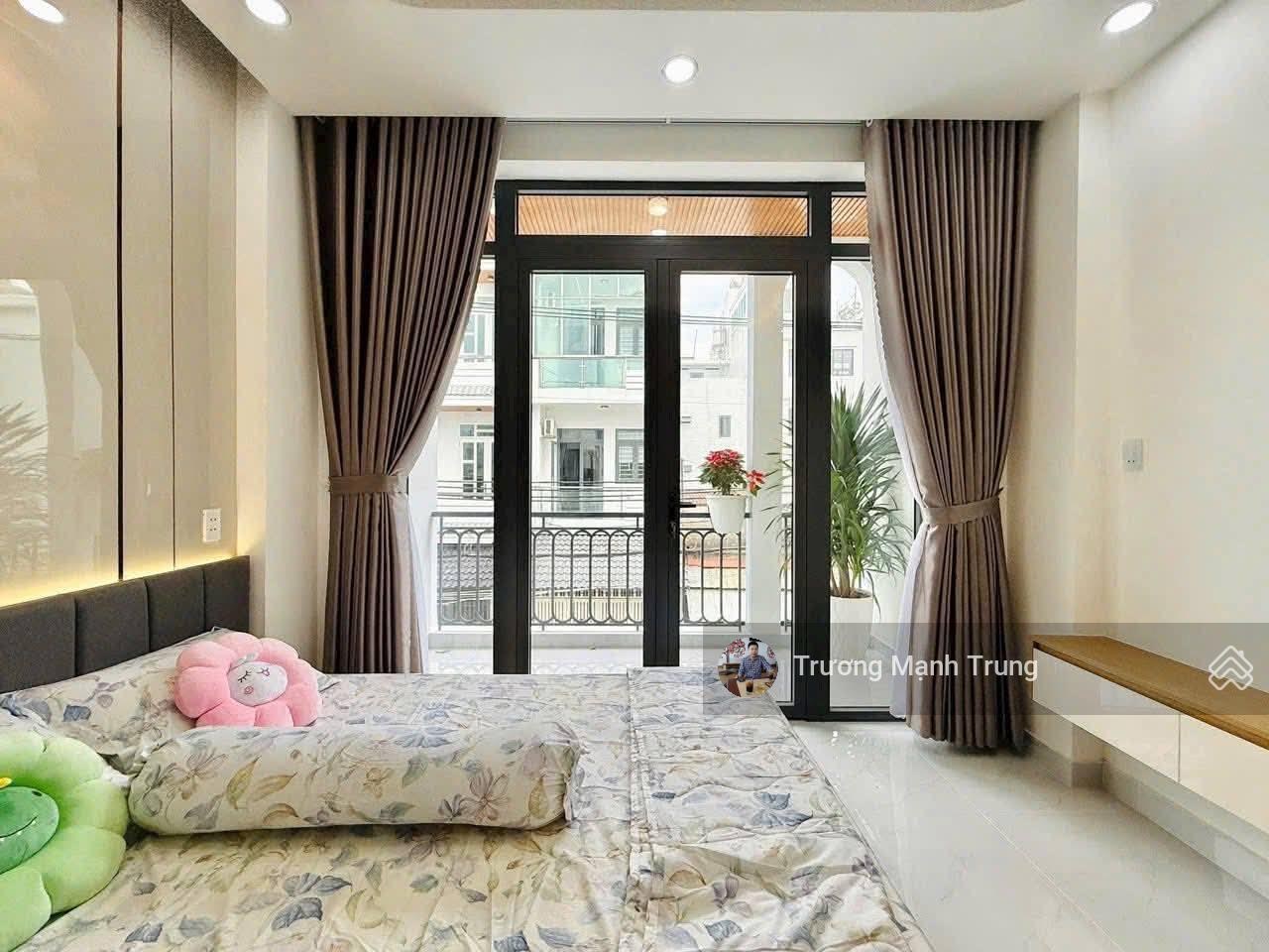 Siêu hiếm! Phạm Ngọc Thạch Tôn Thất Tùng, ngõ thông ba gác, Đại Học Y Hà Nội, TTTM Vincom, ở ngay