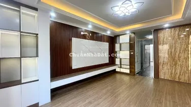 Cần tiền bán gấp nhà Bộ Tư lệnh đặc quân, Ngọc Hồi Thanh Trì 60m2 6T thang máy gara ô tô 12.6 tỷ