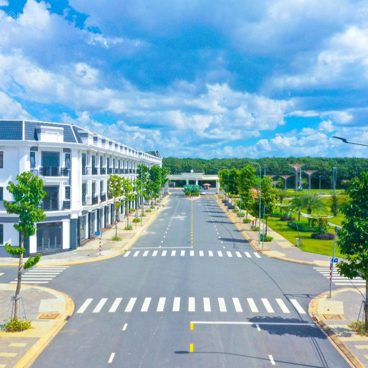 1 Lô Duy Nhất Chỉ với 1,9 tỷ cho Lô Đất nền có sổ tại Century City LH: 0989 379 *** 1 Lô Duy Nhất Chỉ với 1,9 tỷ cho Lô Đất nền có sổ tại Century City LH: 0989 379 ***