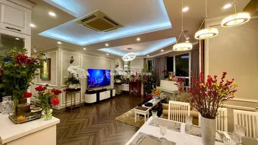 Bán gấp căn hộ số 60 Hoàng Quốc Việt diện tích 120m2 - 3pn - 2vs căn góc full nội thất