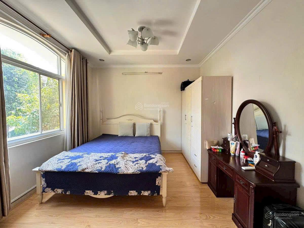 Bán Biệt thự Hưng Thái, 7x18m, giá 35 tỷ liên hệ:093862838 Nhân