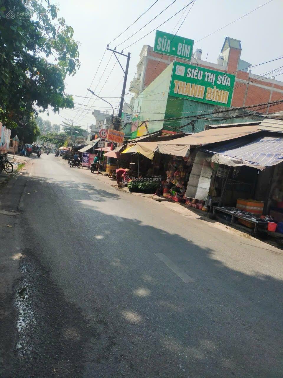 Nhà phố mặt tiền kinh doanh Bế Văn Đàn gần cầu Sóng Thần p.An Bình Dĩ An