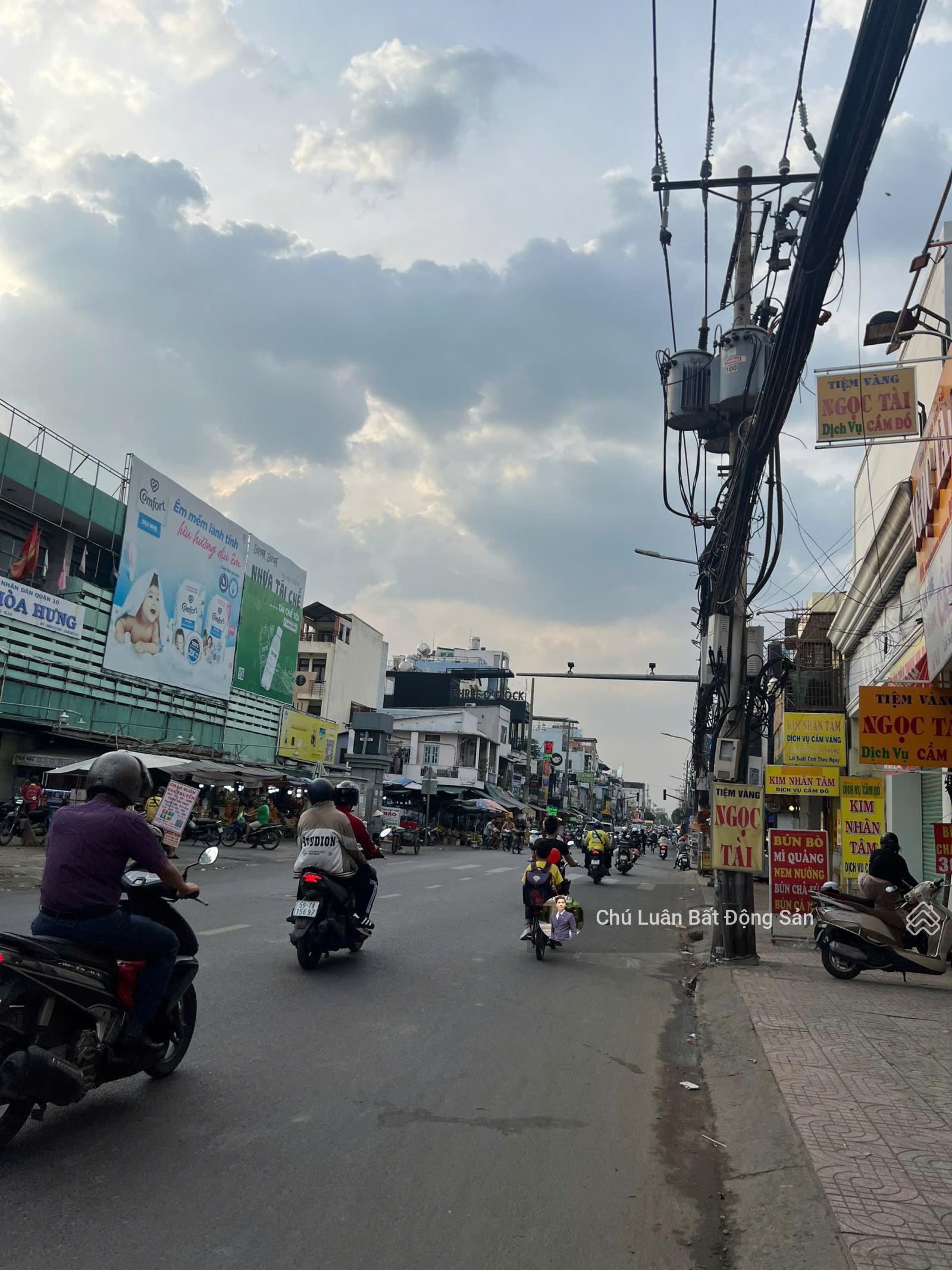 Rẻ nhất Bình Thạnh bán nhà mặt tiền Ung Văn Khiêm, 619m2 (19x40m), nở hậu, CTXD: Hầm 8 tầng. 79 tỷ