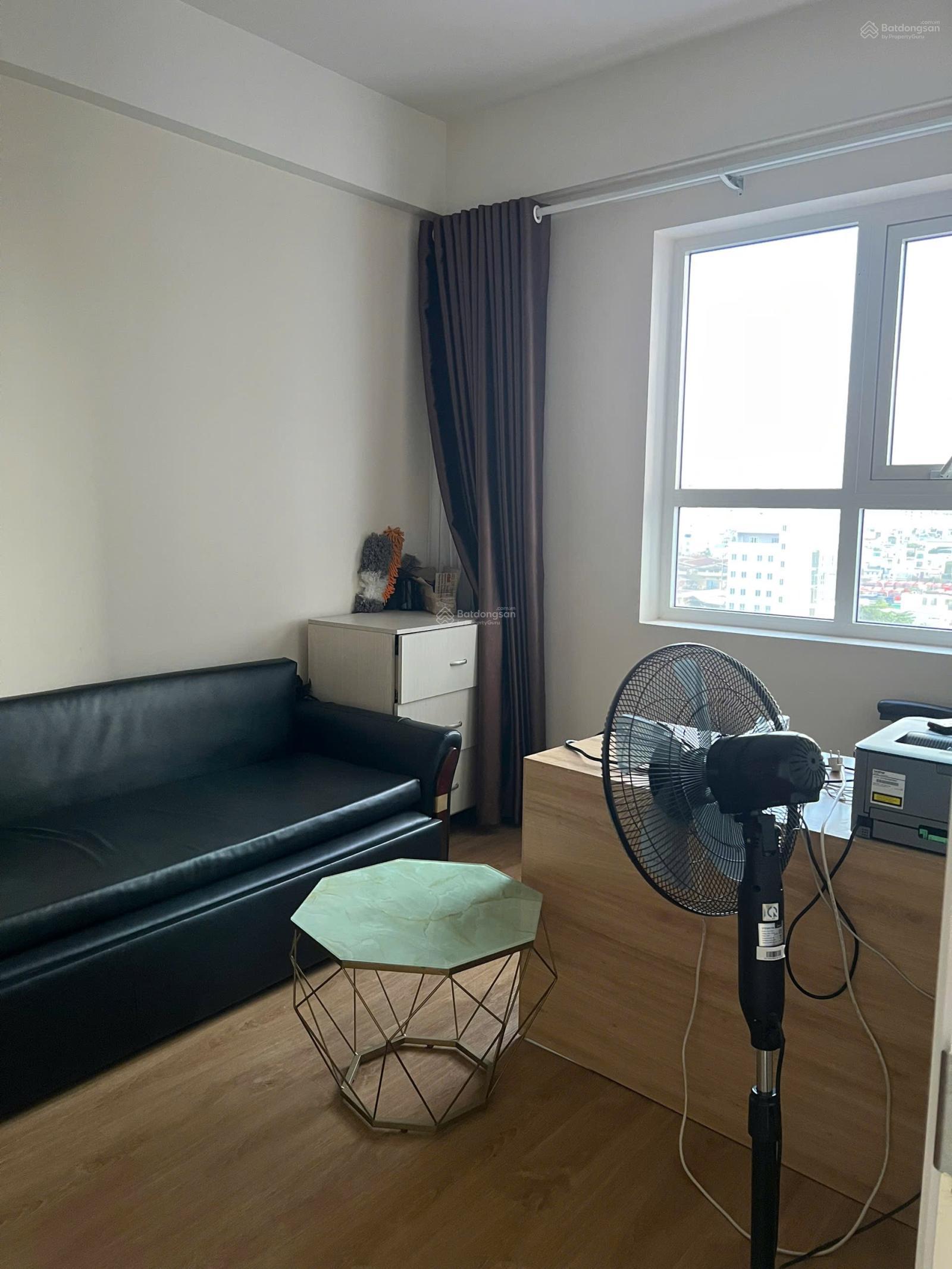 Cho thuê căn 3PN 2WC 96m2 đầy đủ nội thất mới đẹp nhà đang trống vào ở được liền có chỗ đậu ô tô