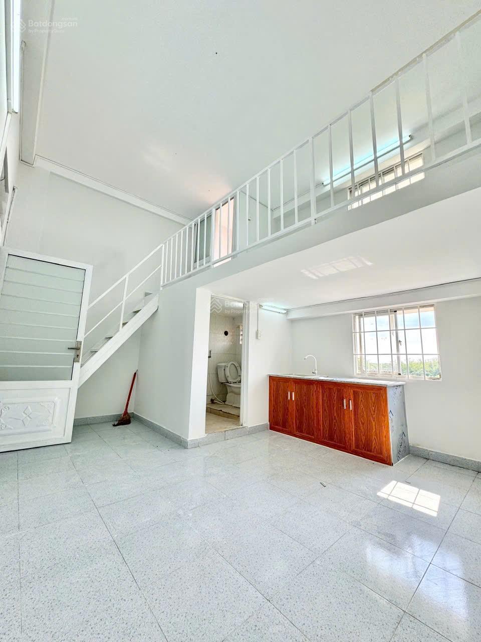 (7758) Nhà xã hội Định Hòa. Lầu 3 sổ hồng 465 triệu. Thuê đc: 2 triệu/tháng. Toàn quốc mua được