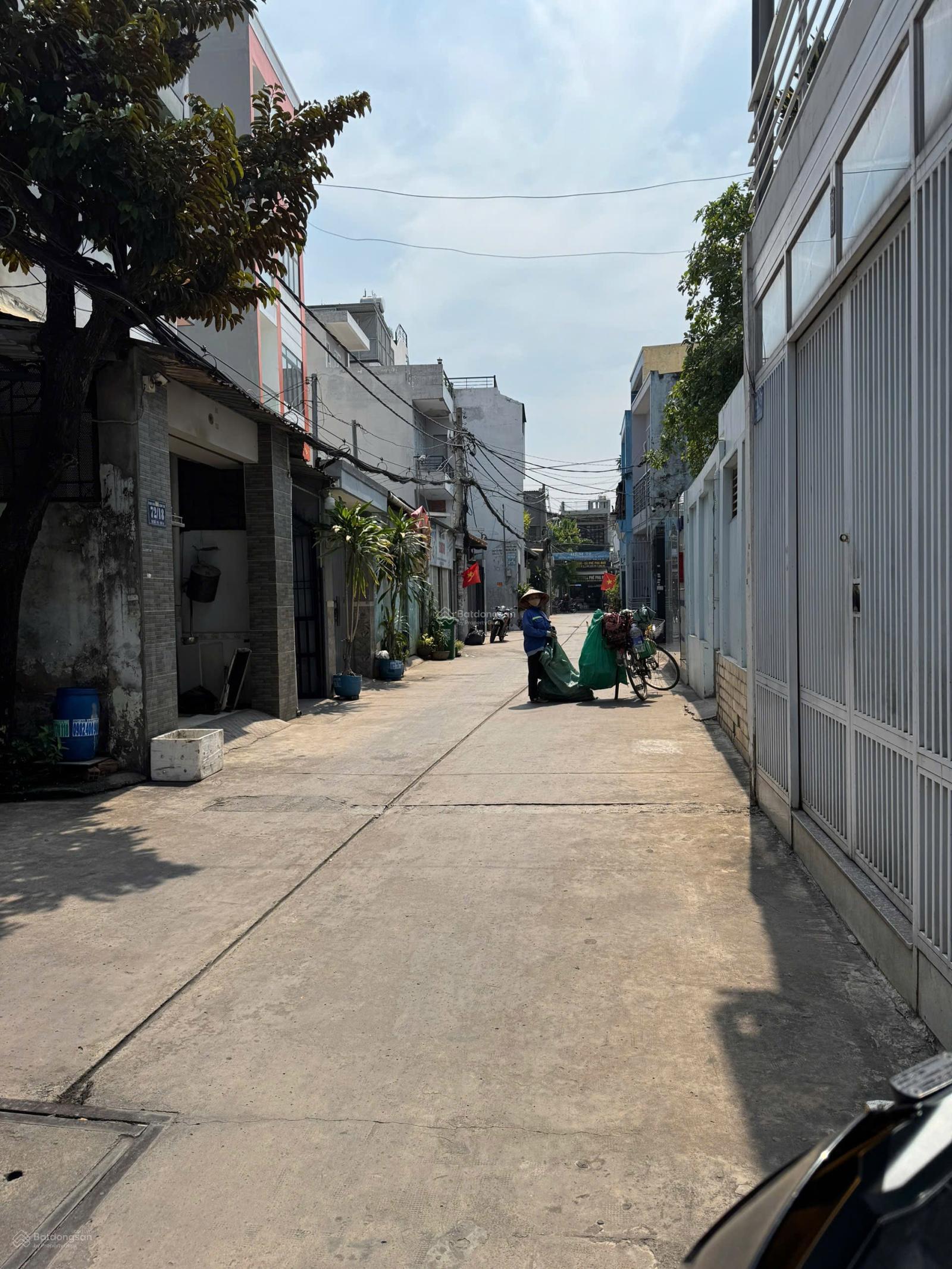 Nhà 1/ đường Số 16, P. BHH, Q. Bình Tân, DT: 4x23m, nhà nát tiện xây mới, hẻm 5m