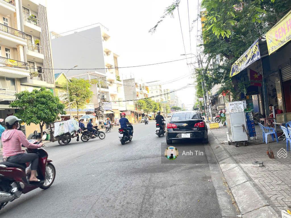 Duy nhất ! DT: 14m x 20m ( 280m2 ) MT đường 25m ngay nhà ga T3 , HĐT : 130 tr/th ,Giá chỉ 54 tỷ TL