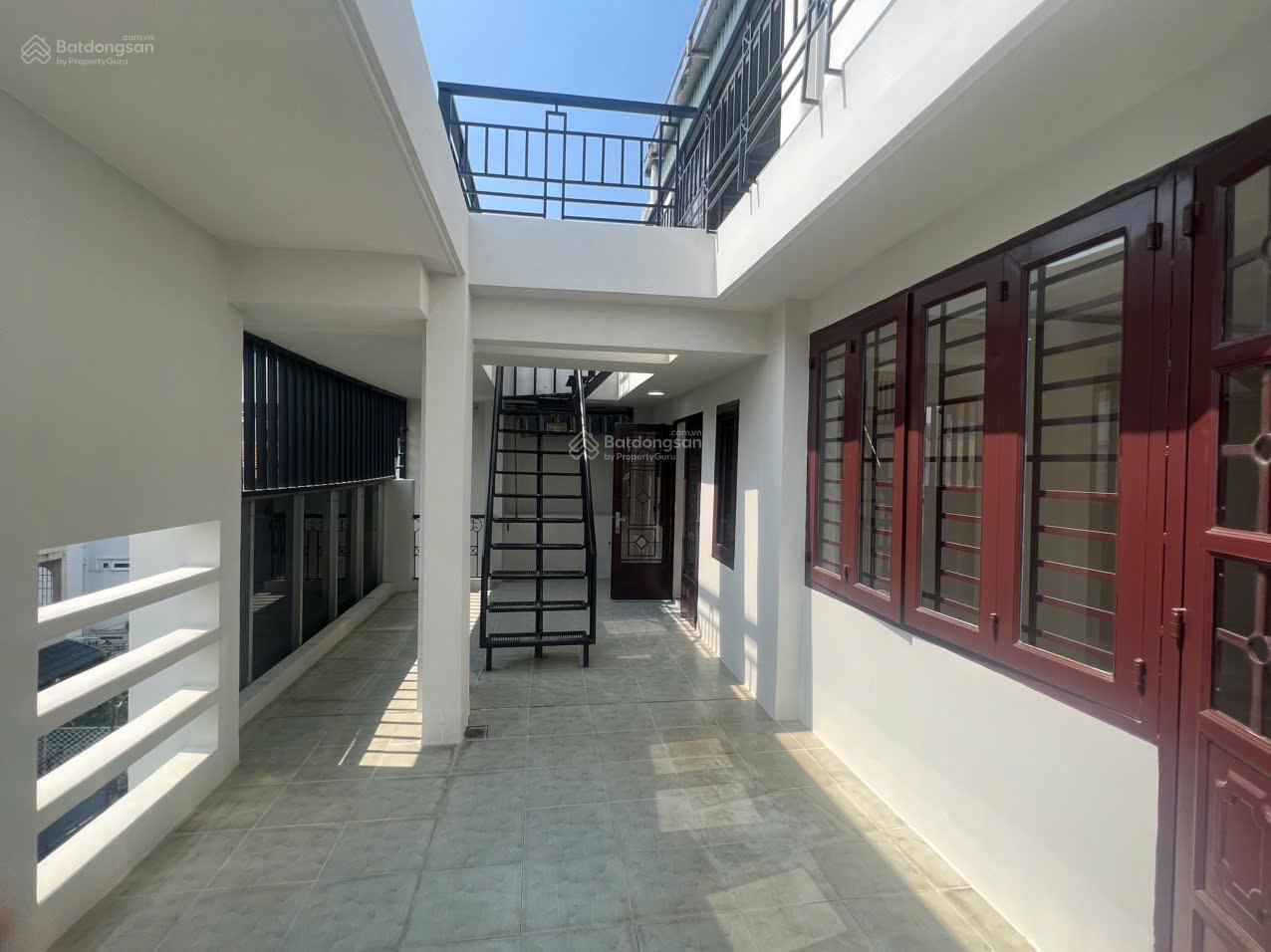 Building siêu hiếm (10 x 20m) hầm 5 lầu, chỉ 37 tỷ , HD thuê 85tr/th