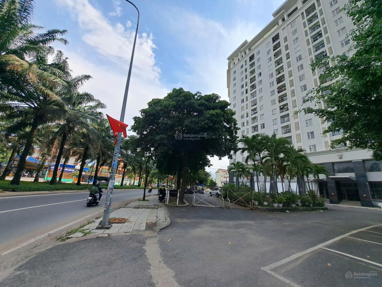 Cần bán căn hộ Hồng Lĩnh 81m2 2PN giá 2.9 tỷ. Ms Viêm 0938 971 ***