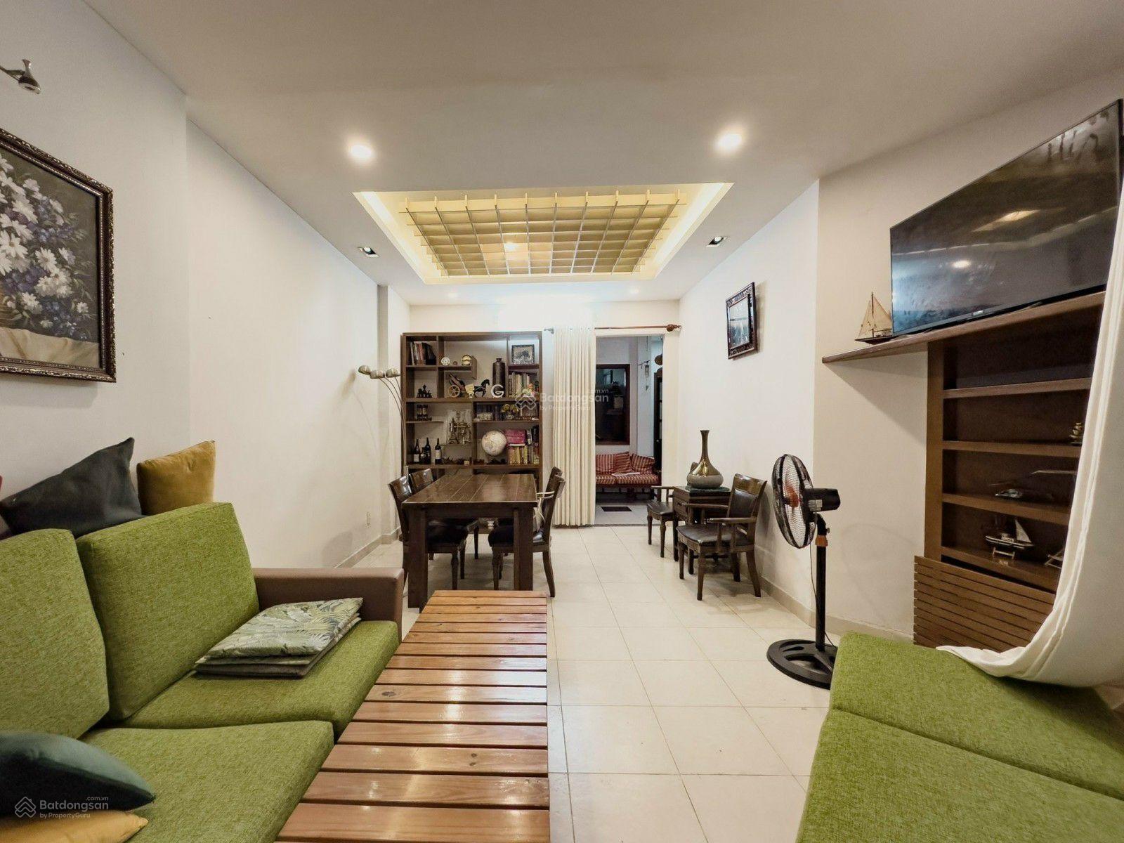 Bán biệt thự 8m x 15m, 12.9 tỷ, hẻm 6m thông, Sau lưng Công Viên Làng Hoa, P8, Gò Vấp
