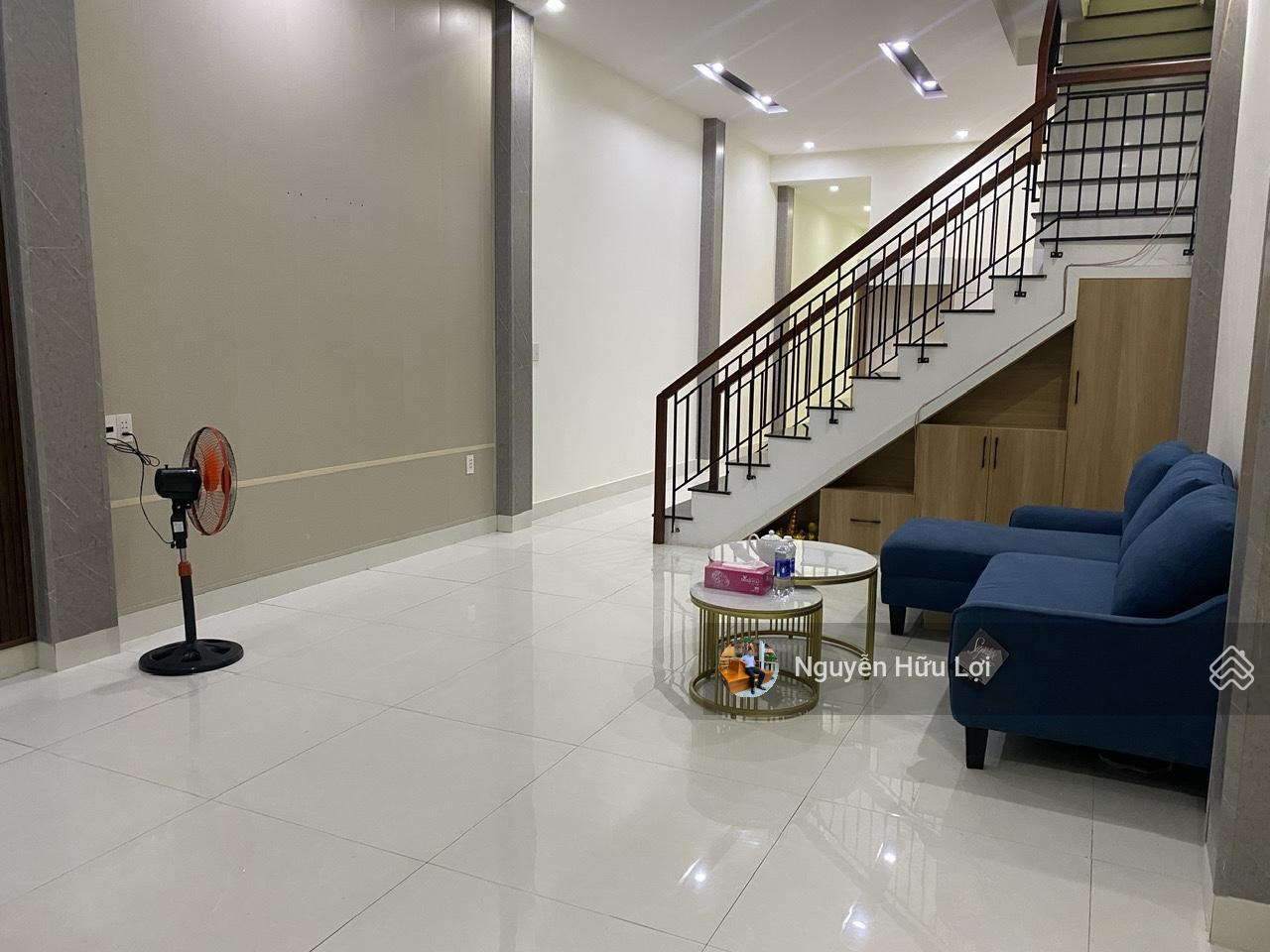 Nhà phố Đặng Nhữ Lâm vào ở có gara đỗ xe, 6,8 tỷ 107m2, Sơn Trà 2 tầng. 3 PN, 2 WC. Giá đầu tư