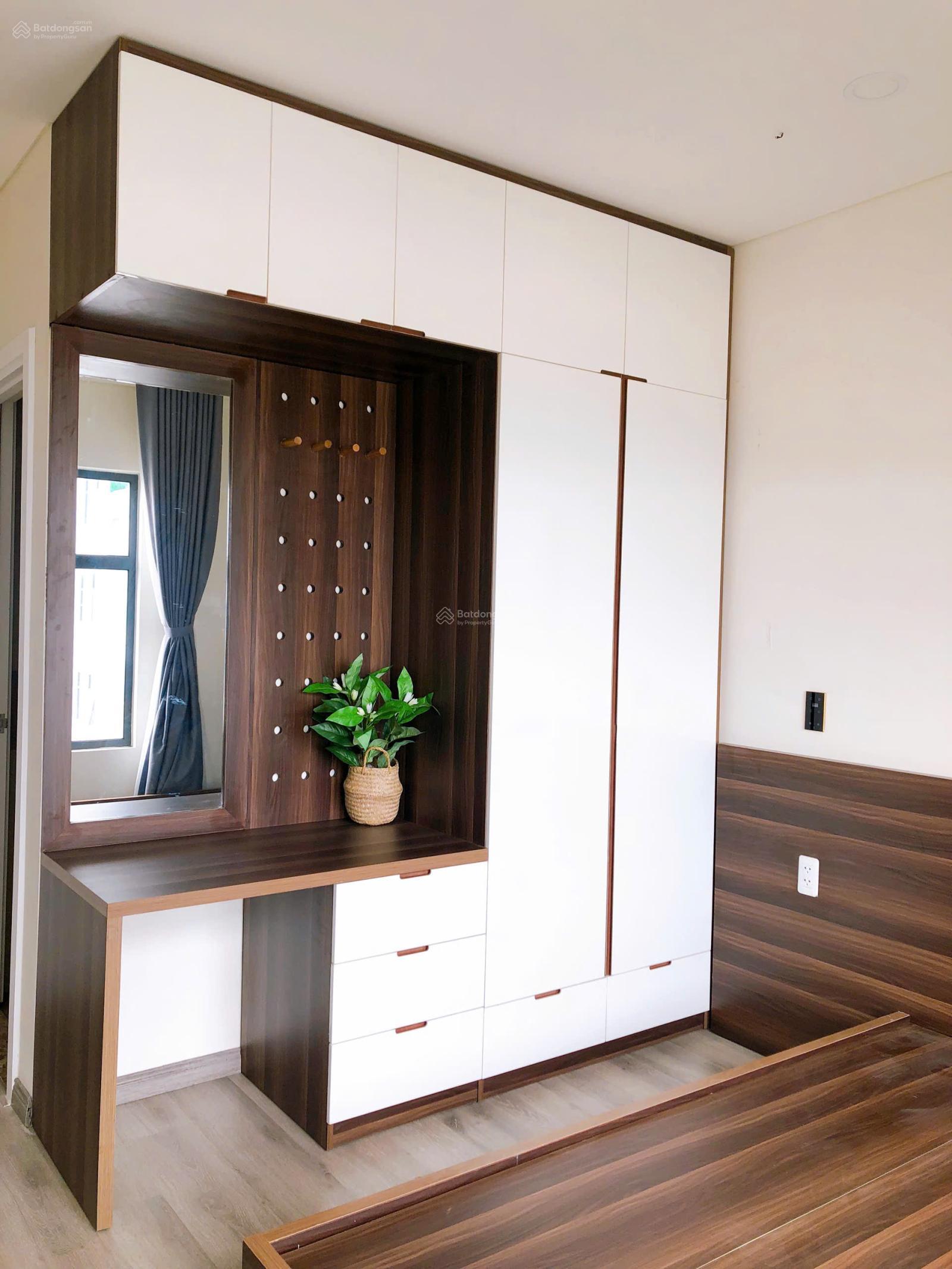 Cho thuê căn hộ The Monarchy 2 phòng ngủ, đầy đủ nội thất 18 triệu/tháng