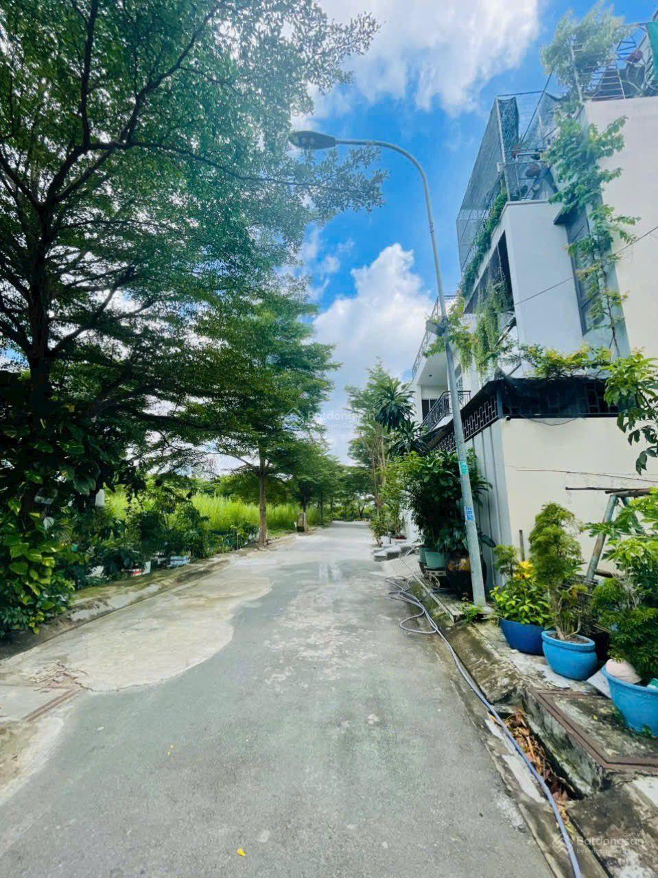 Chuyên đất nền KDC Ven Sông Nguyễn Bình - 82,5m2 giá chỉ từ 3,3 tỷ . LH 0931 863 ***