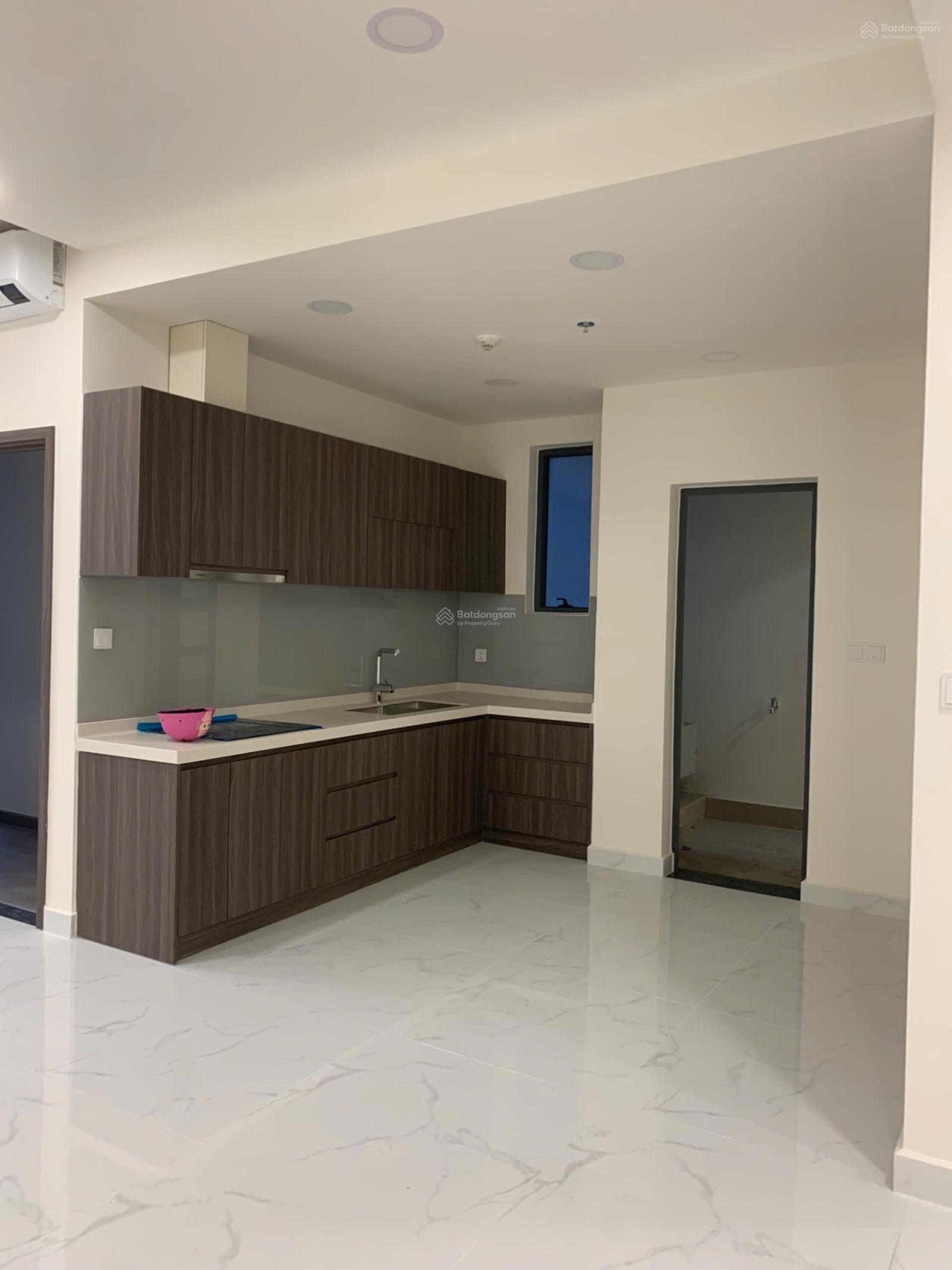 Ac đang tìm thuê ở Celadon City hãy LH em ngay: 2pn/85-96m2; 3pn/118-121m2 luôn có giá tốt nhất.