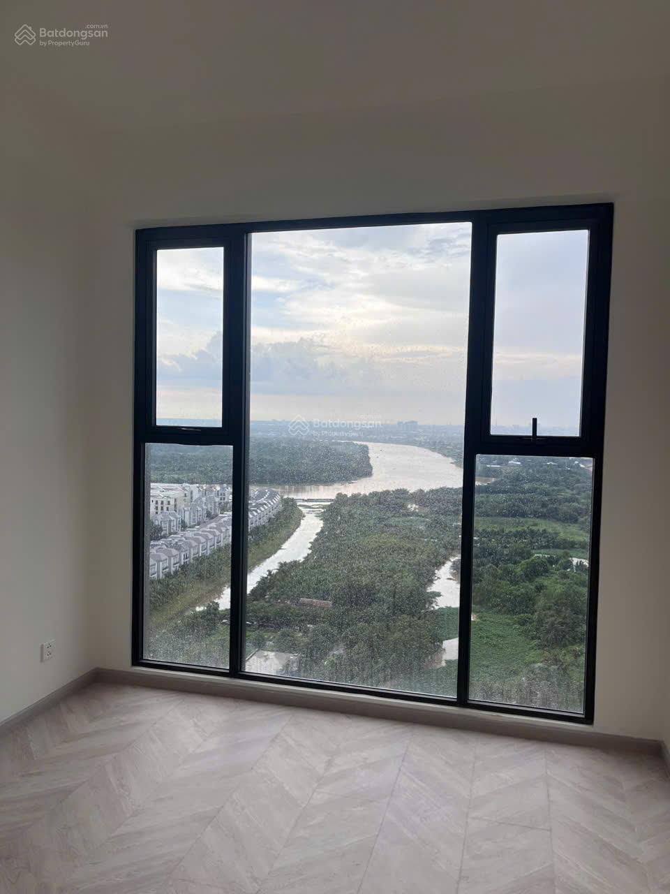 Cực phẩm 2PN Lumière Boulevard layout hiếm 2 view sông & hồ bơi, giá chỉ 5.793 tỷ