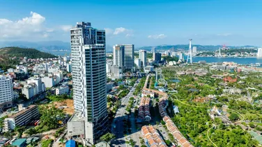 Do chuyển định cư, cần bán cắt lỗ căn Studios 41m2 view biển mặt đường trung tâm du lịch Bãi Cháy