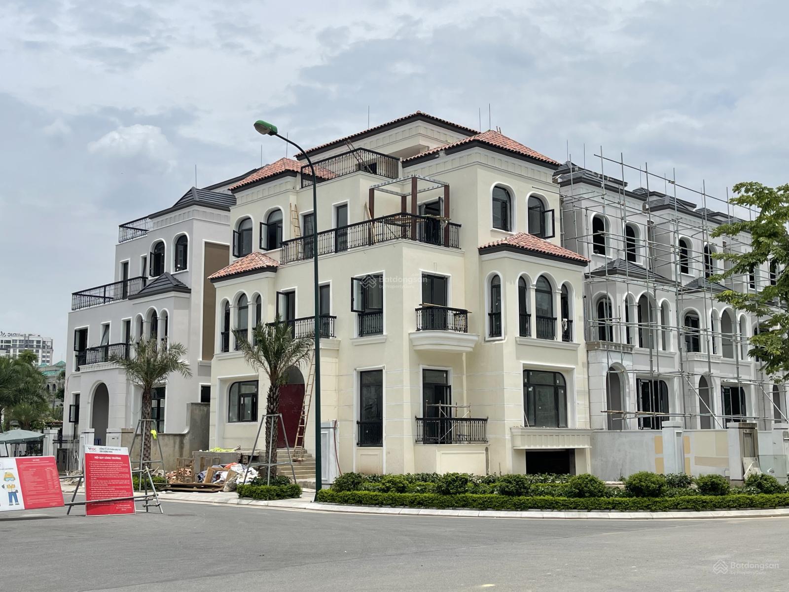 Bán biệt thự Ciputra căn góc đẹp 324m2, vị trí đẹp, gần Lotte, Hồ Tây, giá rẻ nhất khu, đầu tư tốt