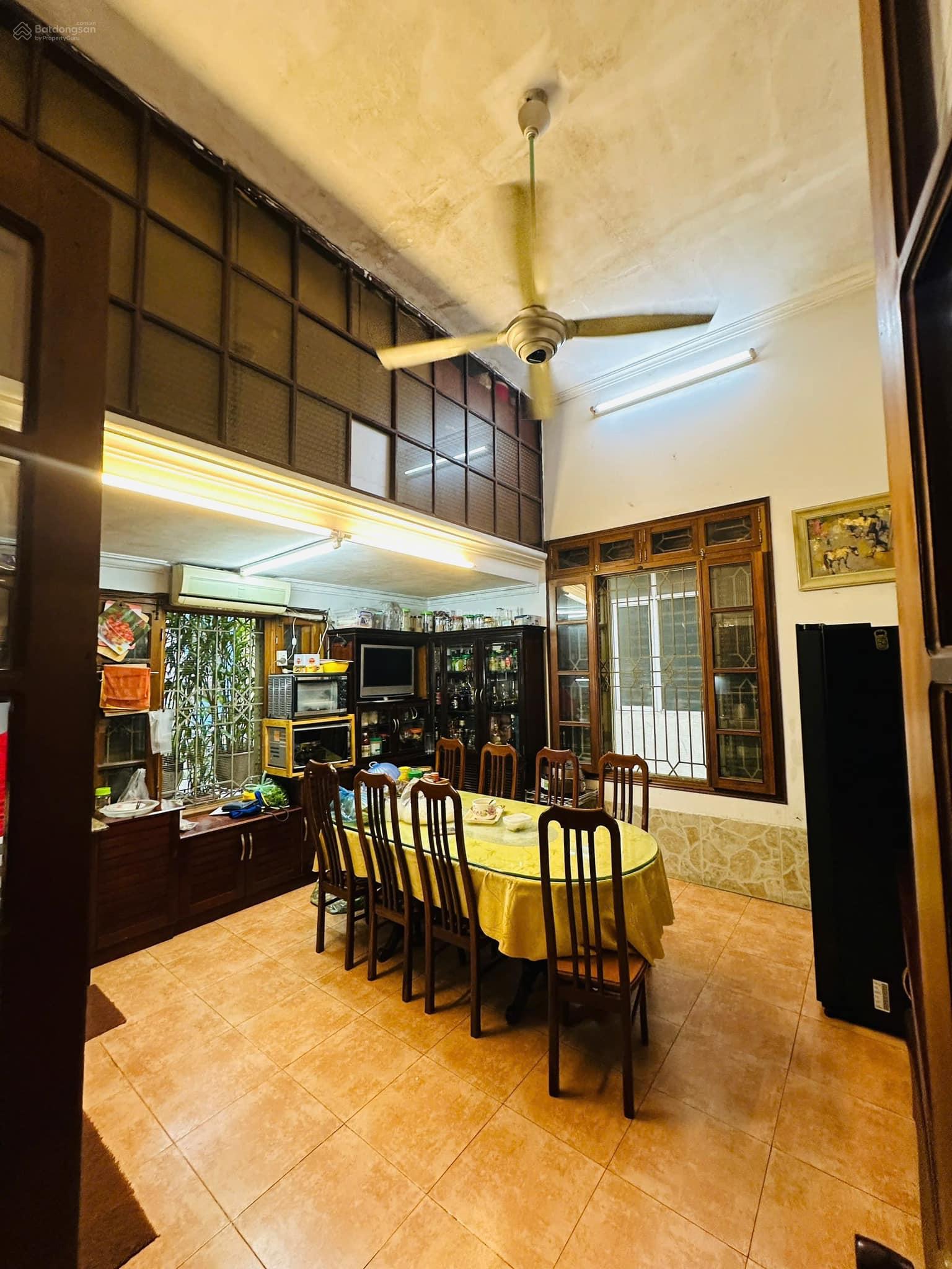 Siêu rẻ! Bán nhà phố Trung Kính, gần phố, ô tô, KD sầm uất, ngõ thông đẹp, 60m2*4T, 15 tỷ Siêu rẻ! Bán nhà phố Trung Kính, gần phố, ô tô, KD sầm uất, ngõ thông đẹp, 60m2*4T, 15 tỷ