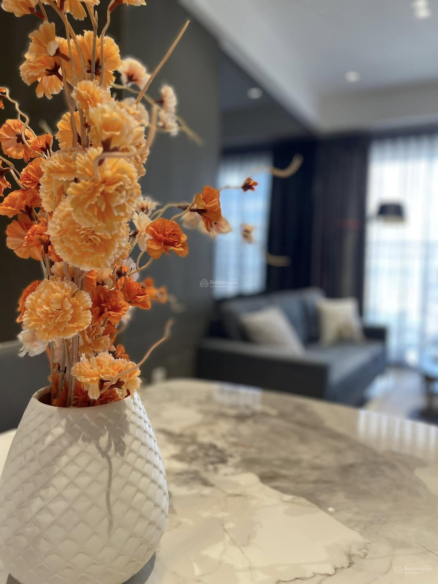 Cho thuê CC view đẹp tại The Flemington, 17,5 triệu 2pn 2wc liên hệ 0949 200 ***