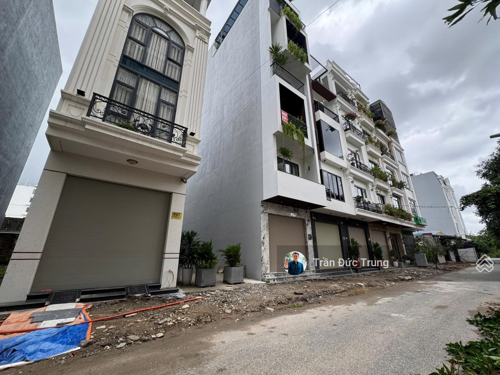 Bán đất Lê Hồng Phong hướng Đông Nam view thoáng ngay sát hồ