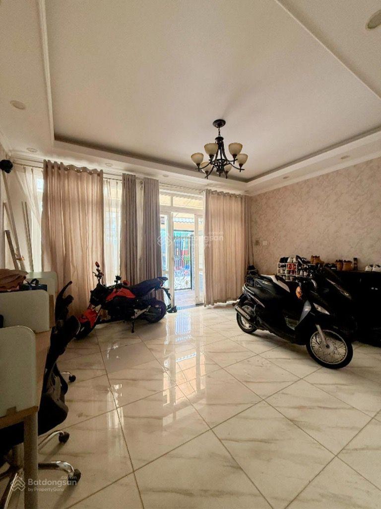 Đường ô tô 2 chiều, bán nhà 3 tầng Hậu Giang, Quận 6, 80m2 (ngang 6m), giá 19.9 tỷ TL chính chủ Đường ô tô 2 chiều, bán nhà 3 tầng Hậu Giang, Quận 6, 80m2 (ngang 6m), giá 19.9 tỷ TL chính chủ