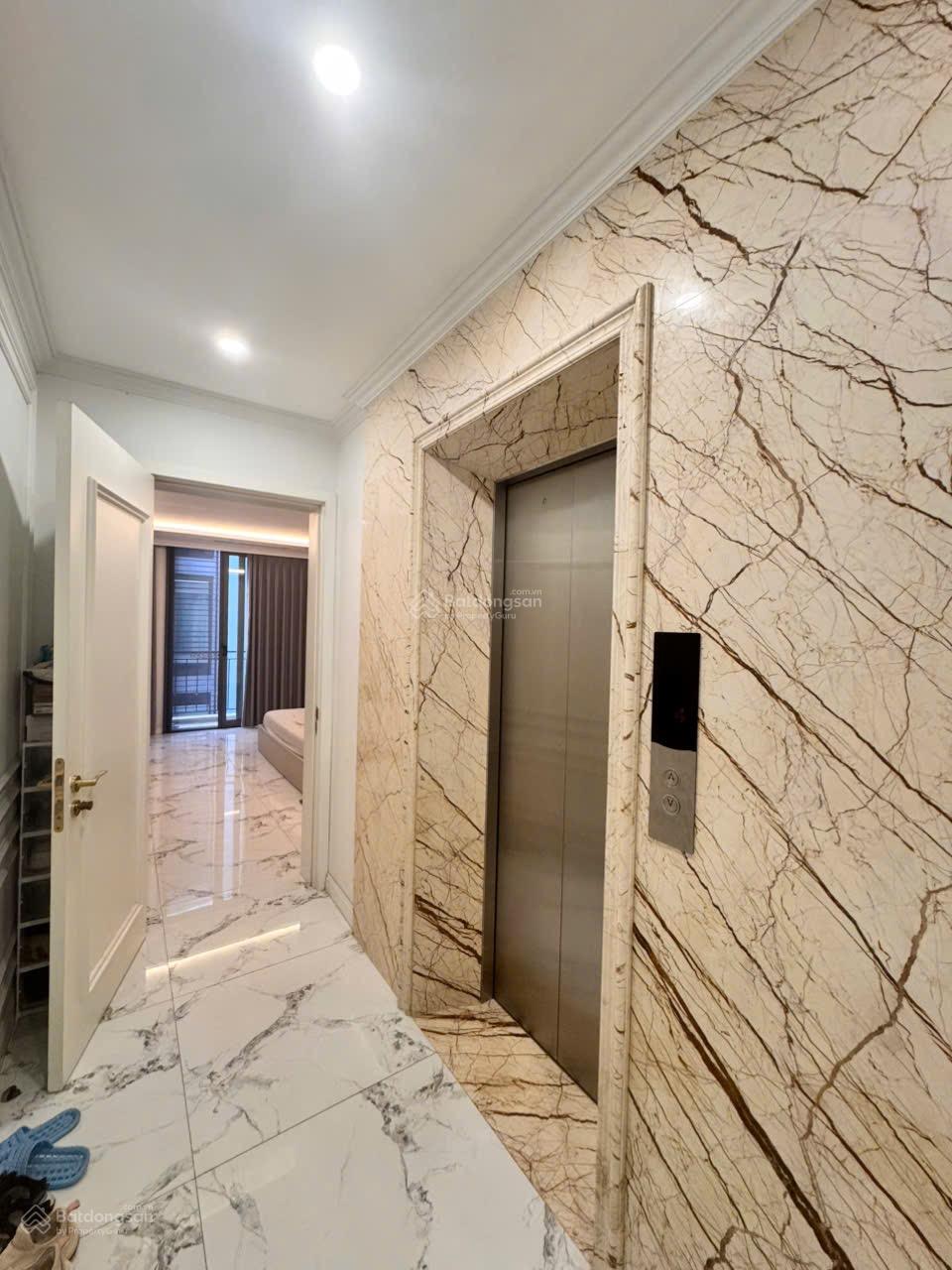 Văn Quán lô góc thang máy nội thất 7 tỷ view hồ điều hoà 95m2 6 tầng MT 18m giá đầu tư nhỉnh 30 tỷ