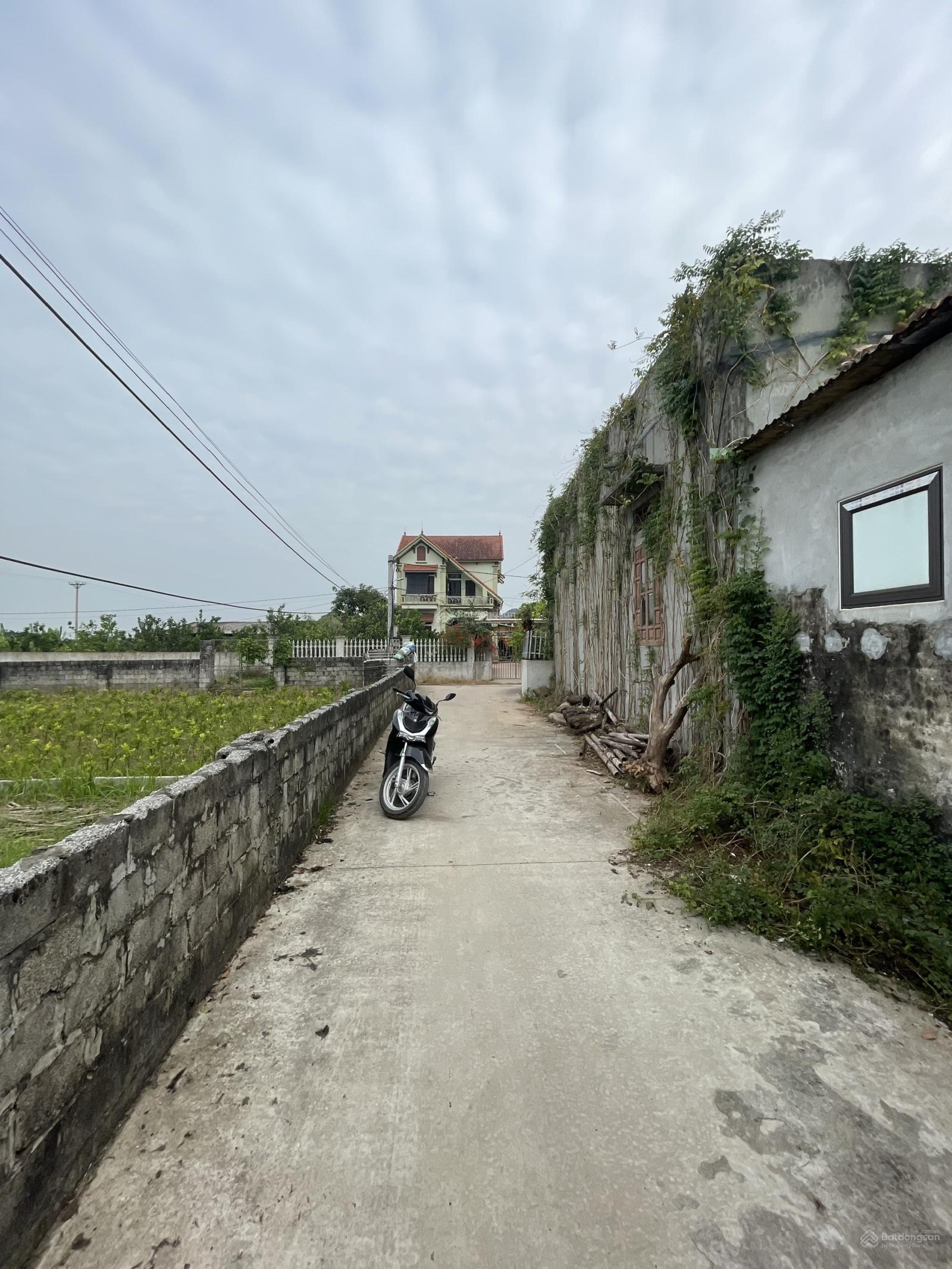 CCGB 1 lô đất nhỏ xinh tại Tân Dân, khuôn tiền cất két. LH 0946 955 ***