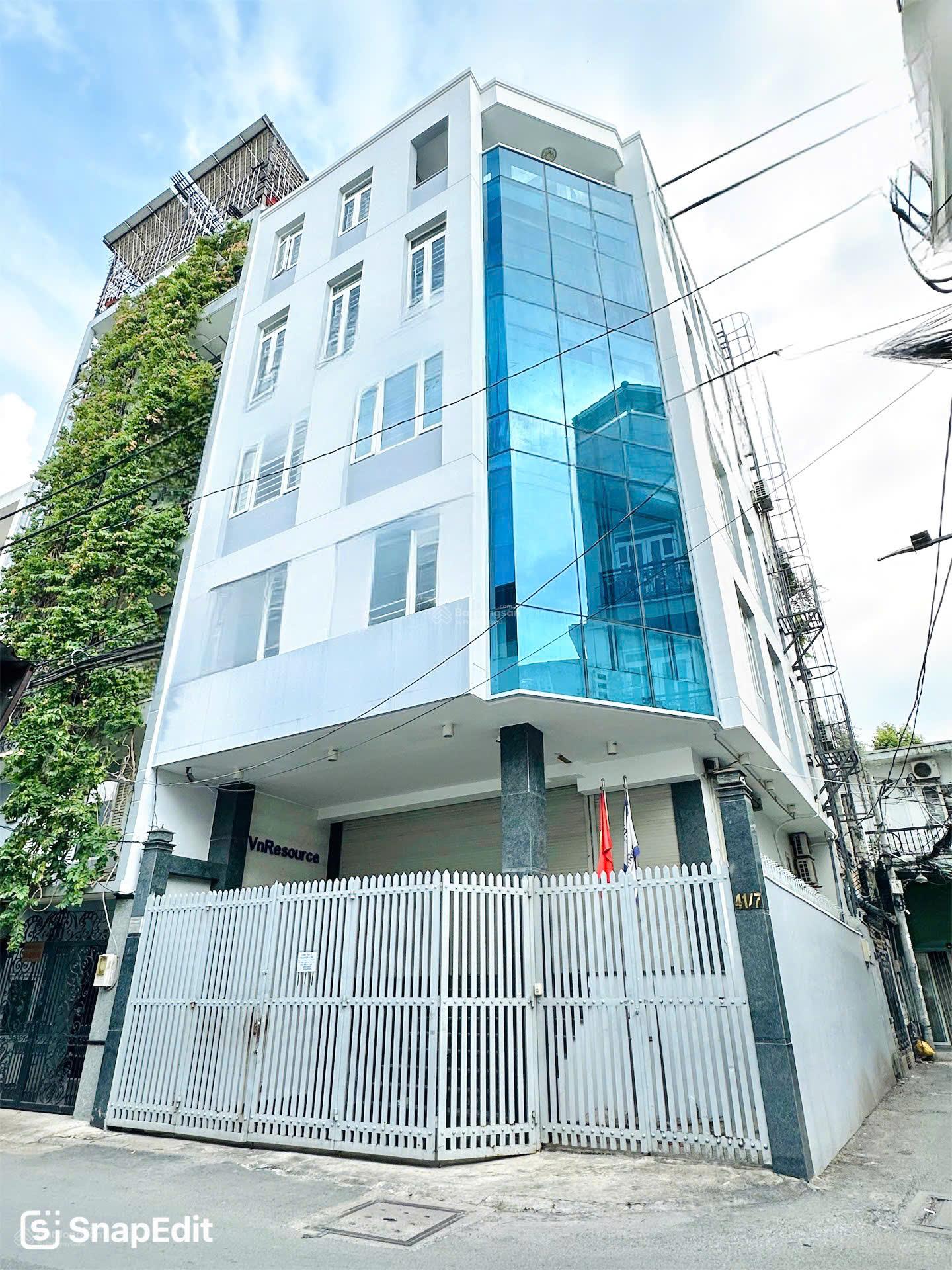 Cho thuê gấp tòa nhà văn phòng 60 triệu, 800m2 ở Bạch Đằng 2, p 2, Tân Bình, HCM