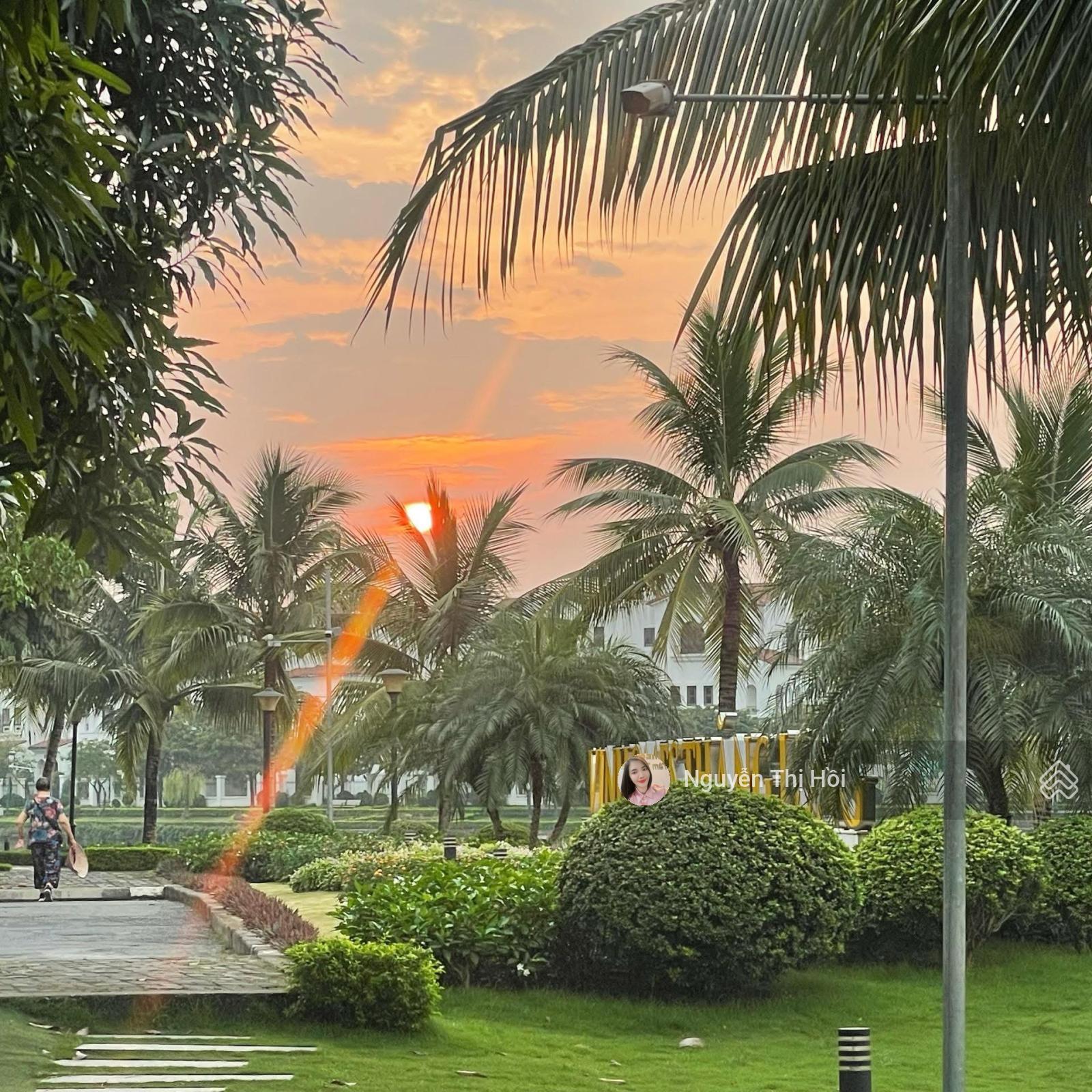 [Home&Land] Cam kết rẻ nhất thị trường! Biệt thự mặt hồ Vinhomes Thăng Long giá chỉ 240tr/m2