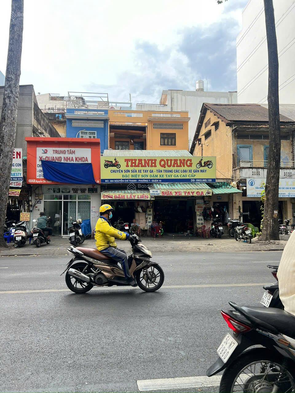 Bán nhà mặt tiền đường Nguyễn Chí Thanh ngay Nguyễn Kim Q.10. DT 8x28m - DTCN 218.7m2 - giá 74 tỷ