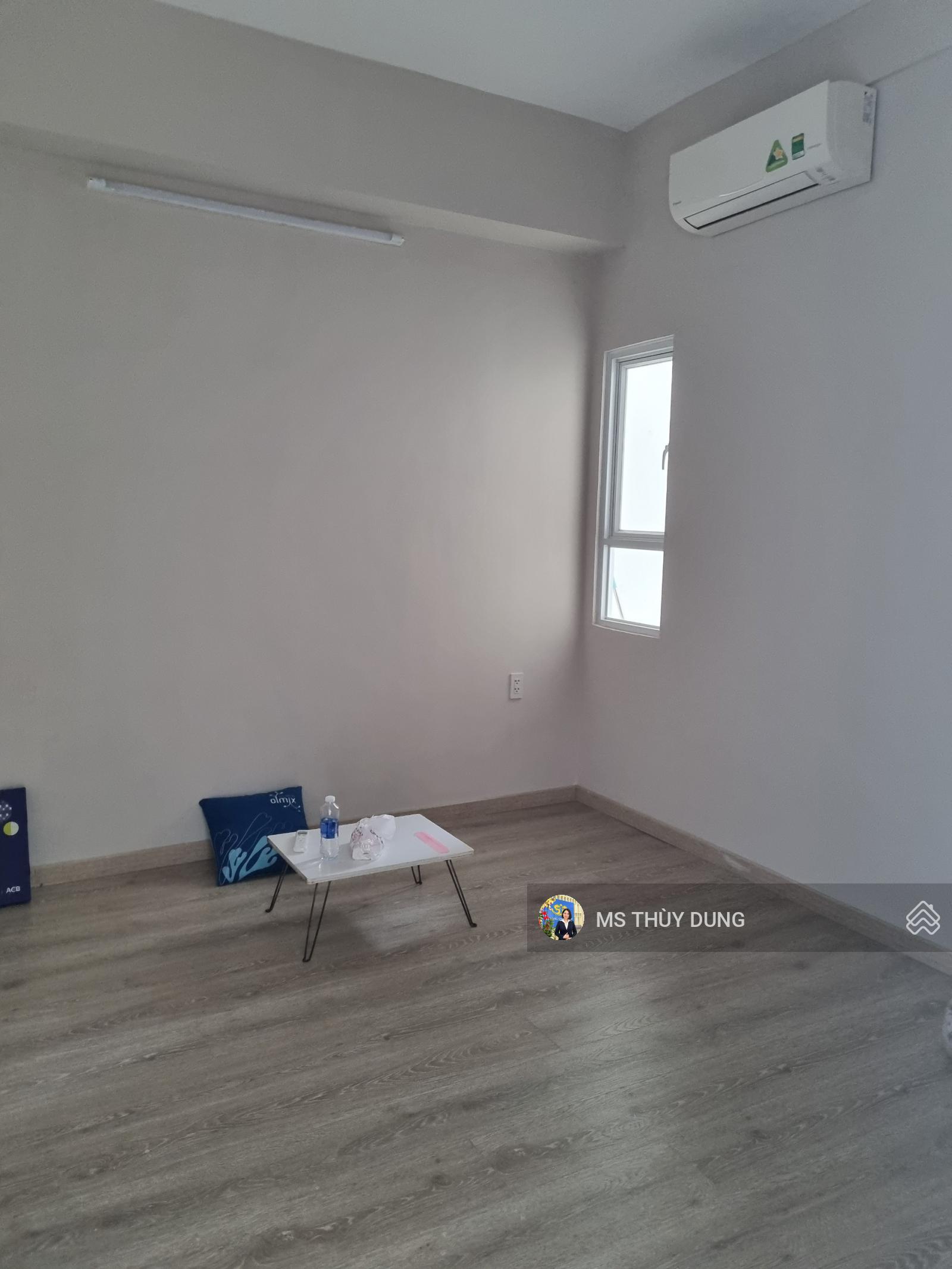 Căn 60m2 tầng 10 giá 2,3 tỷ tại Blue Sky Tower, quận 2. ĐT 0909 456 ***