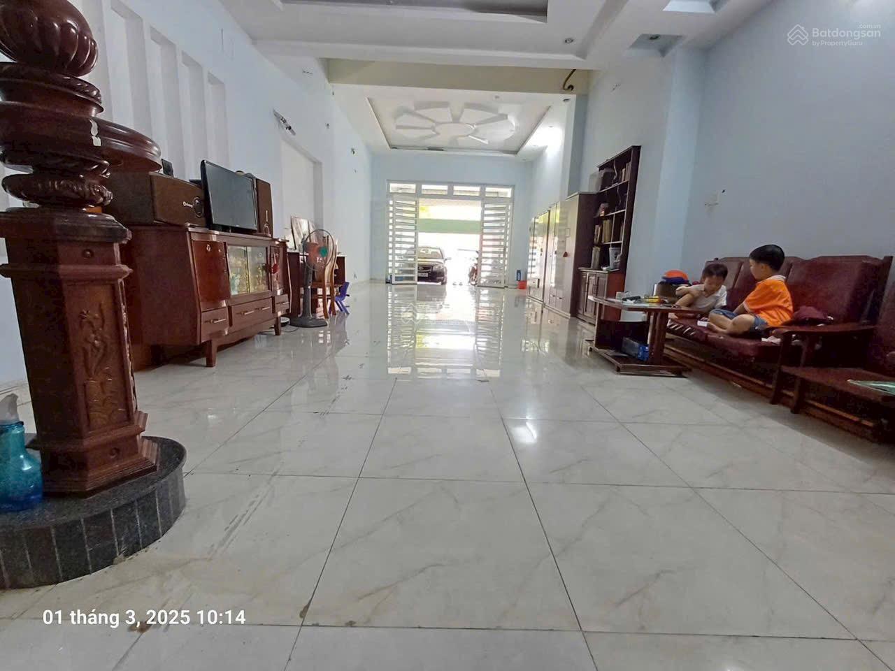 Cho thuê mặt bằng 1 trệt 2 lầu cách mạng tháng 8 chánh nghĩa cũ Cho thuê mặt bằng 1 trệt 2 lầu cách mạng tháng 8 chánh nghĩa cũ