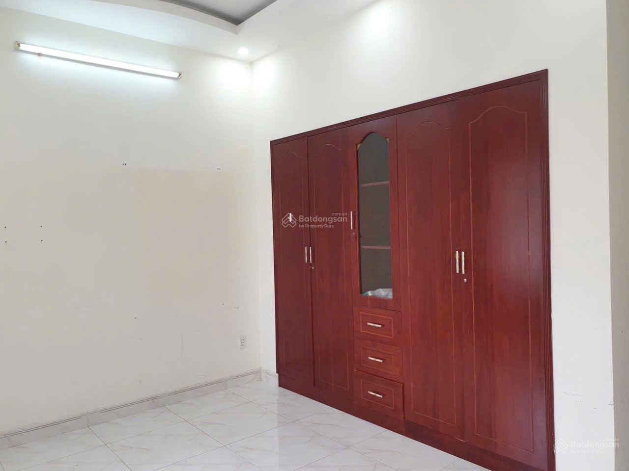 Cho thuê mặt bằng 1 trệt 2 lầu cách mạng tháng 8 chánh nghĩa cũ Cho thuê mặt bằng 1 trệt 2 lầu cách mạng tháng 8 chánh nghĩa cũ