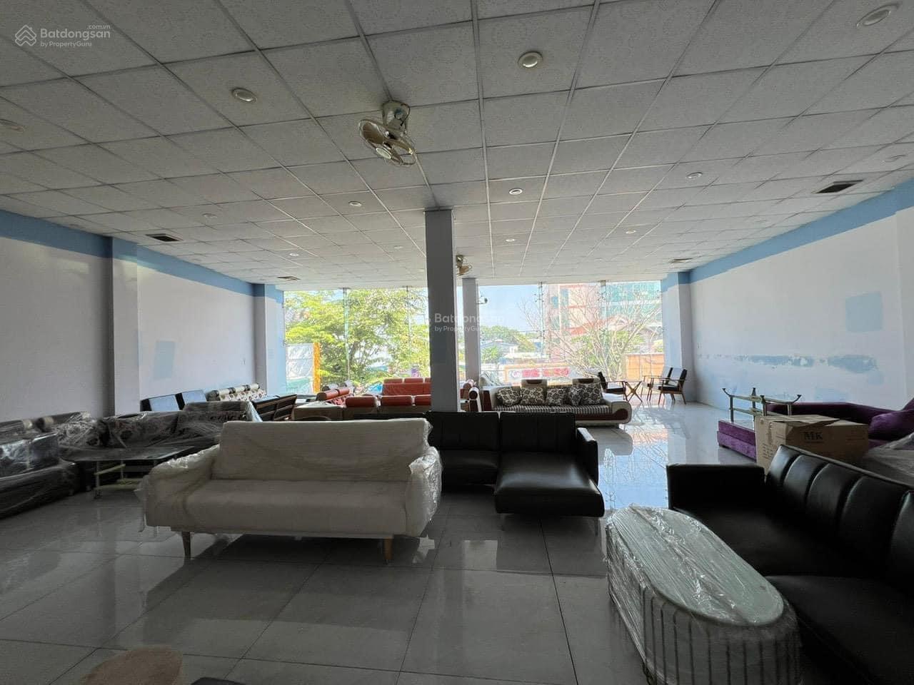 Cho thuê nhà phố đại lộ bình dương trung tâm thủ dầu một Cho thuê nhà phố đại lộ bình dương trung tâm thủ dầu một